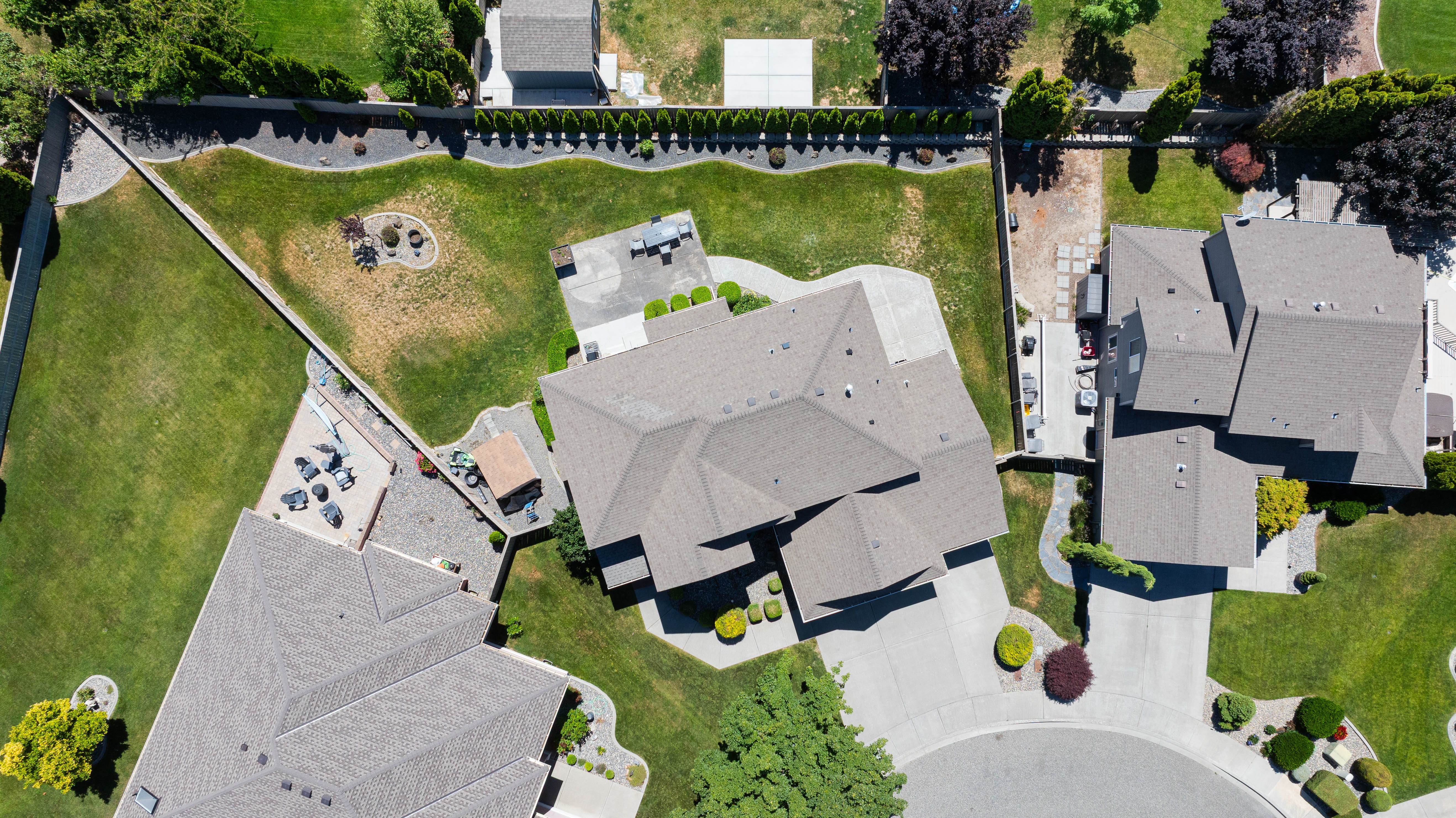  4+ Bedrooms with 3 car garage in Creekstone - 物件實景