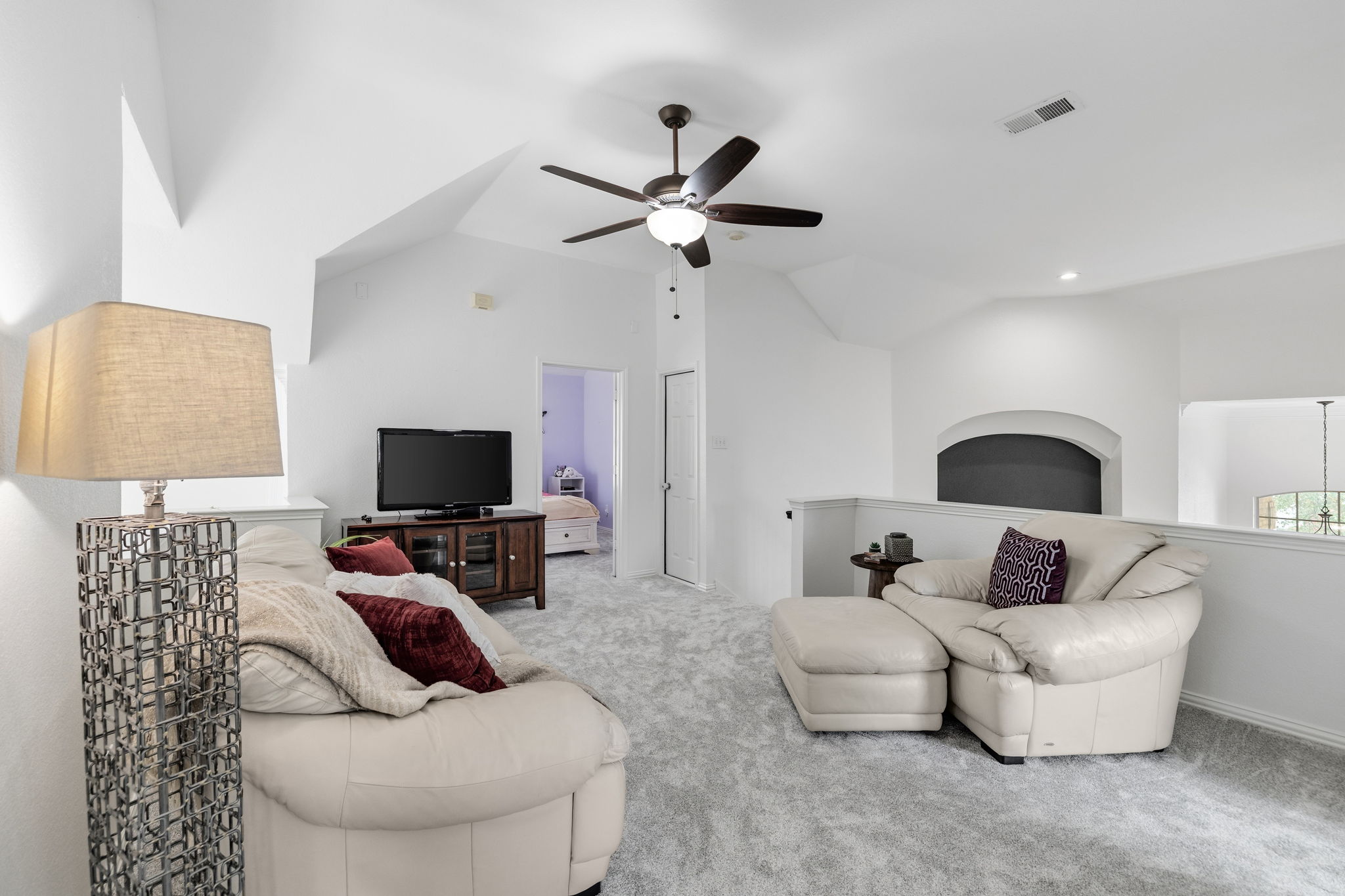  115 Saint James Road, Irving, TX, 75063 - 物件實景