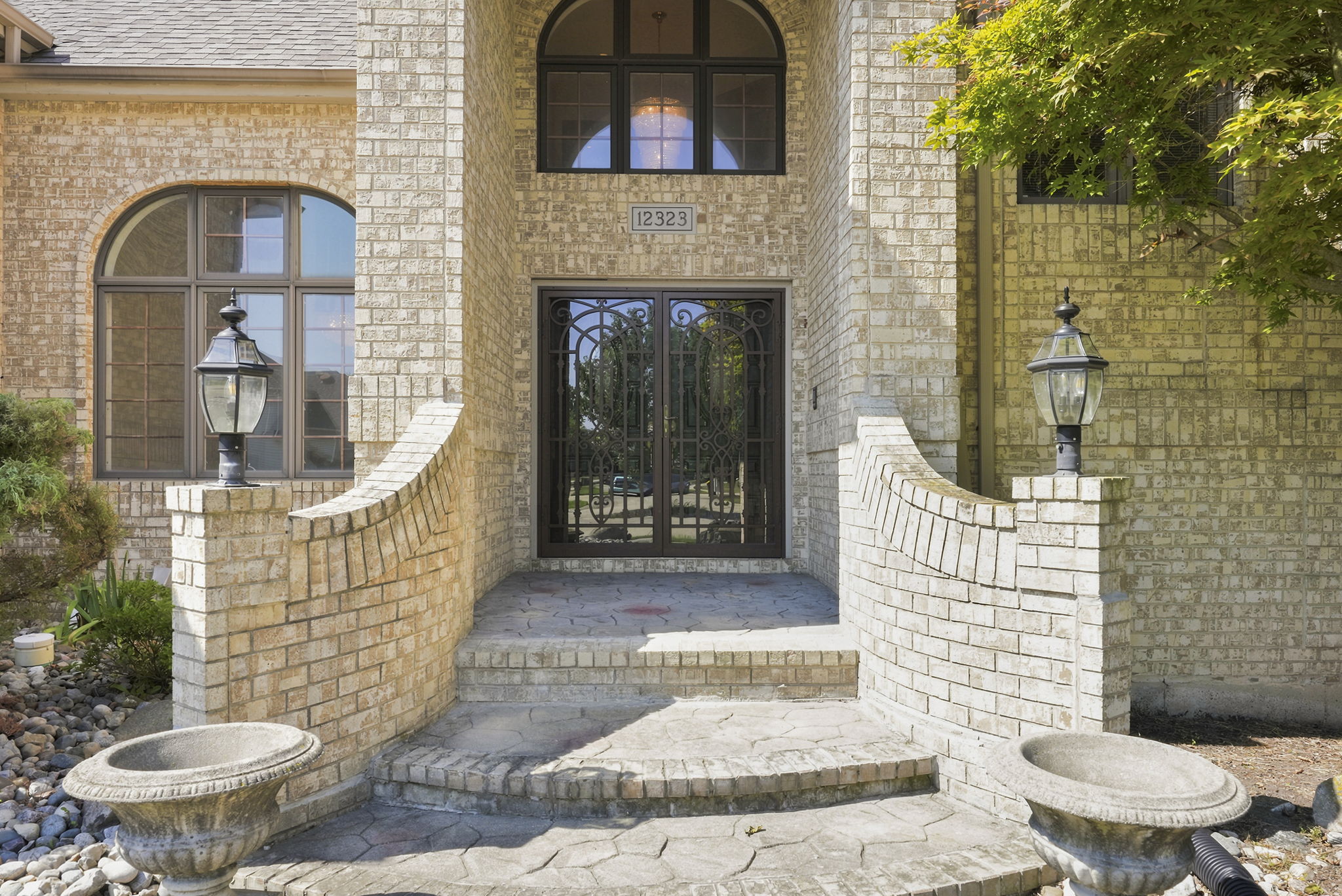  One of a Kind Estate on a Picturesque Lot - 物件實景