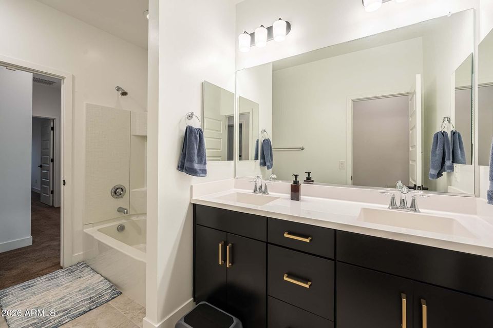 Surprise, Arizona, 85388, United States, 5 Bedrooms Bedrooms, ,Residential,For Sale,2011376