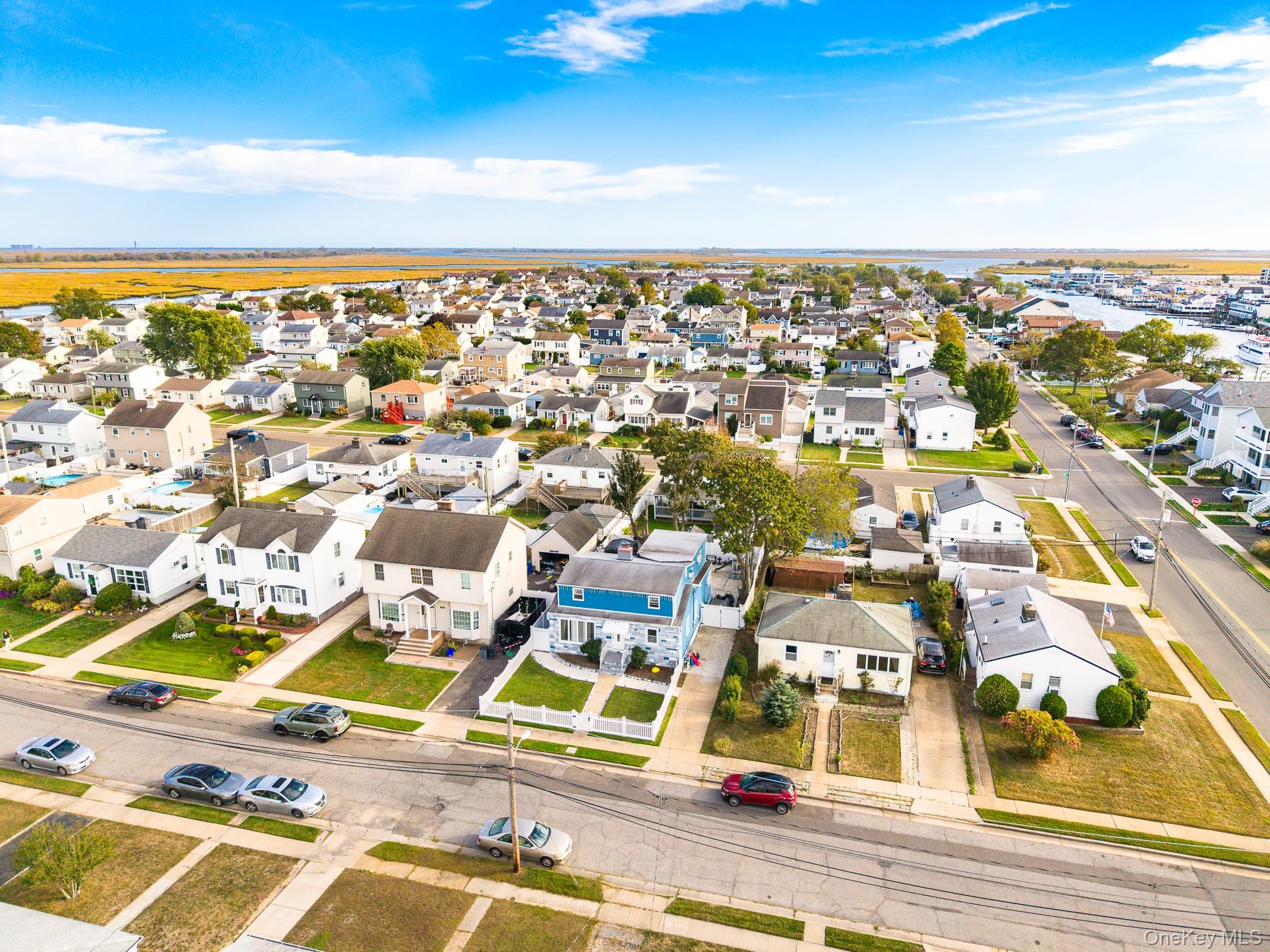 Freeport, New York, 11520, United States, 5 Bedrooms Bedrooms, ,3 BathroomsBathrooms,Residential,For Sale,1977897