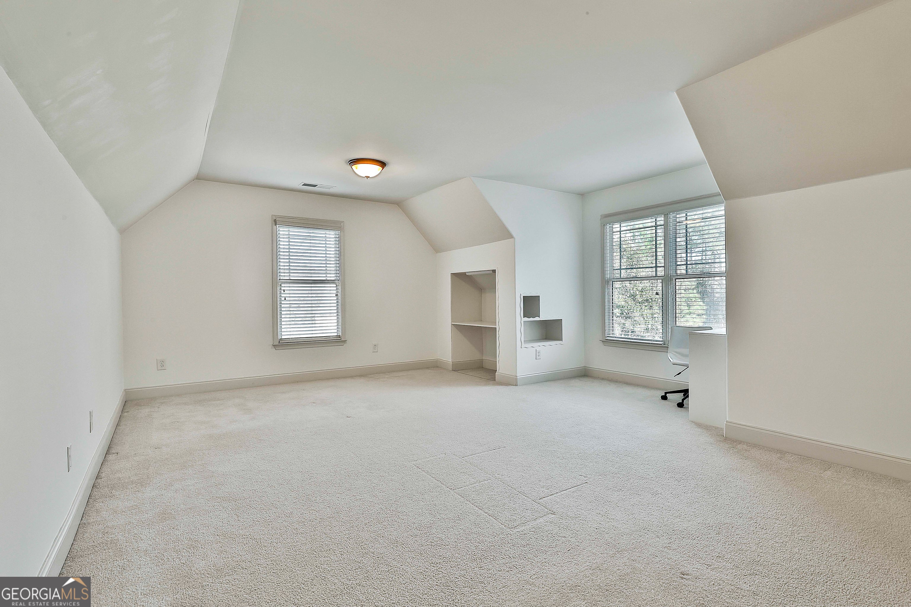 Douglasville, Georgia, 30135, United States, 5 Bedrooms Bedrooms, ,4 BathroomsBathrooms,Residential,For Sale,1999896