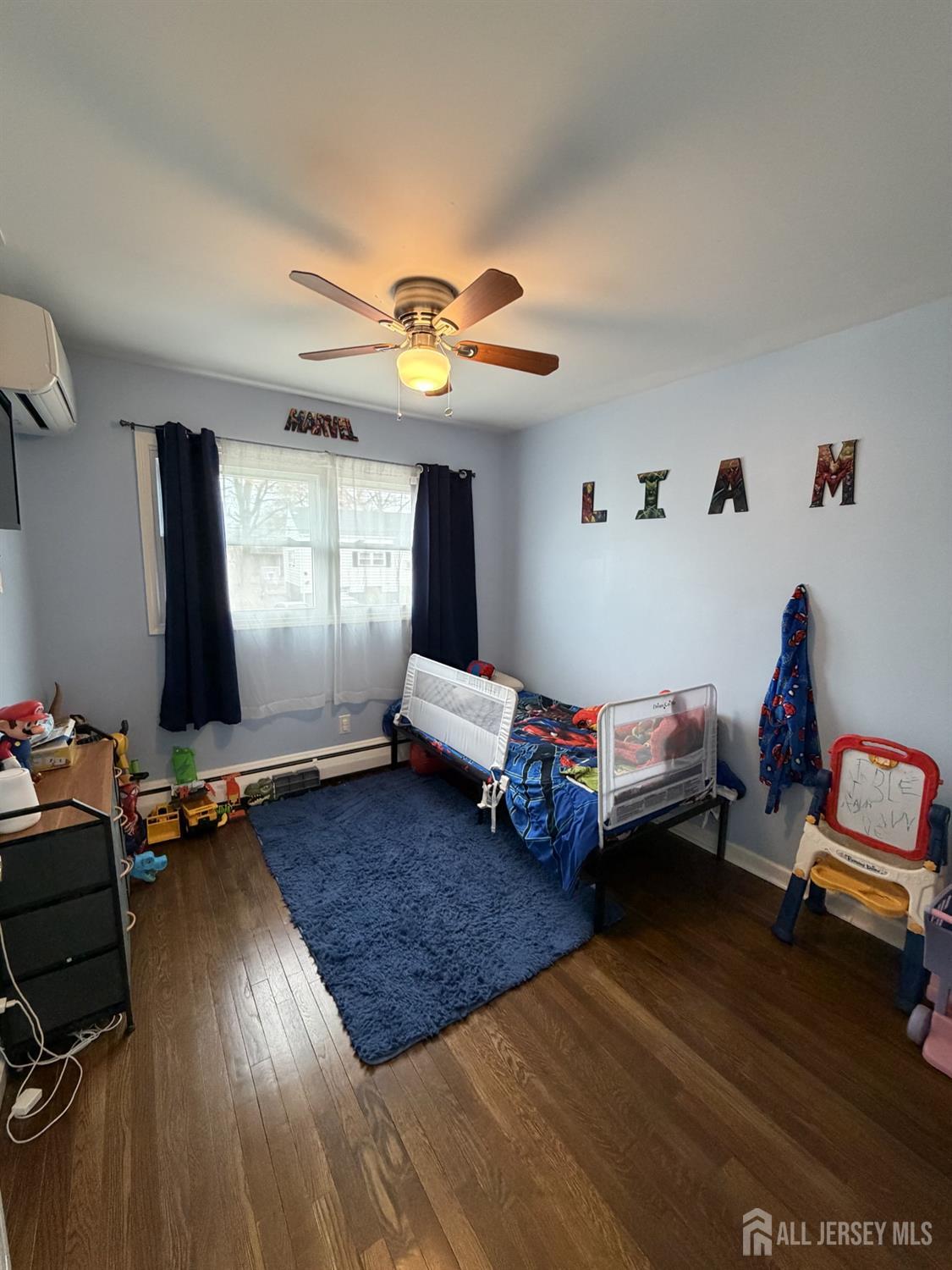 Fords, New Jersey, 08863, United States, 4 Bedrooms Bedrooms, ,2 BathroomsBathrooms,Residential,For Sale,2000605