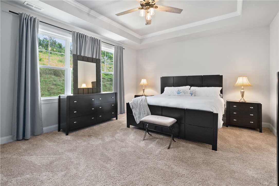 North Strabane, Pennsylvania, 15330, United States, 4 Bedrooms Bedrooms, ,4 BathroomsBathrooms,Residential,For Sale,1940501