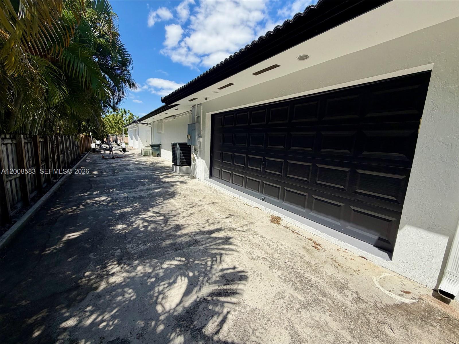 Miami, Florida, 33175, United States, 5 Bedrooms Bedrooms, ,3 BathroomsBathrooms,Residential,For Sale,2040426