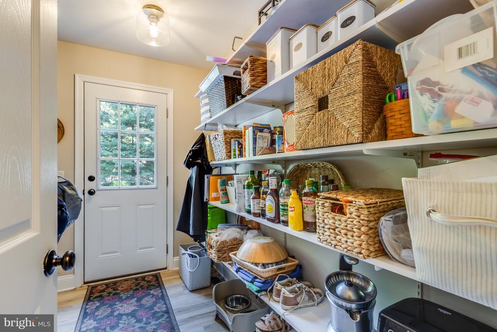 Milford, Delaware, 19963, United States, 4 Bedrooms Bedrooms, ,3 BathroomsBathrooms,Residential,For Sale,1960507