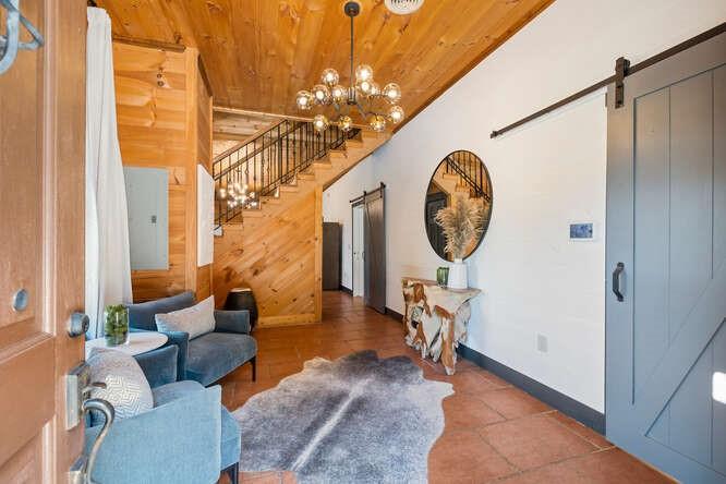 Carrollton, Georgia, 30116, United States, 5 Bedrooms Bedrooms, ,5 BathroomsBathrooms,Residential,For Sale,1803971