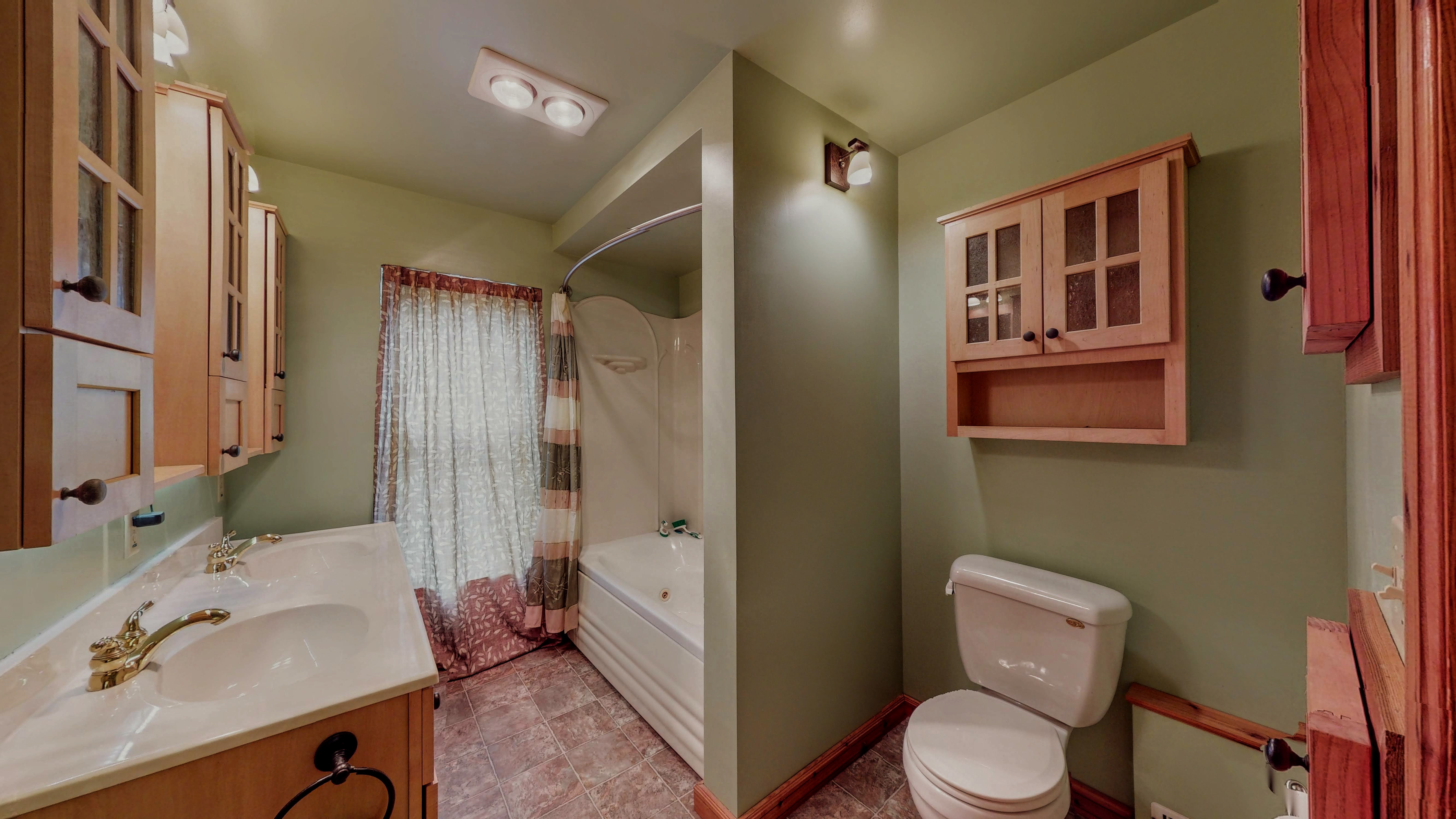 Milford, Wisconsin, 53551, United States, 4 Bedrooms Bedrooms, ,2 BathroomsBathrooms,Residential,For Sale,1889532