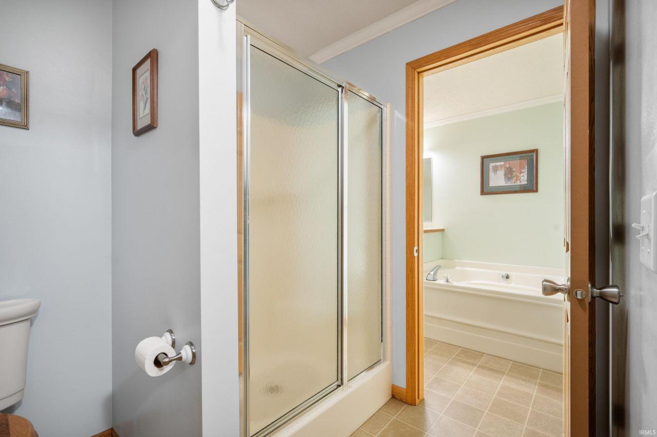 Alexandria, Indiana, 46001, United States, 3 Bedrooms Bedrooms, ,2 BathroomsBathrooms,Residential,For Sale,1728974