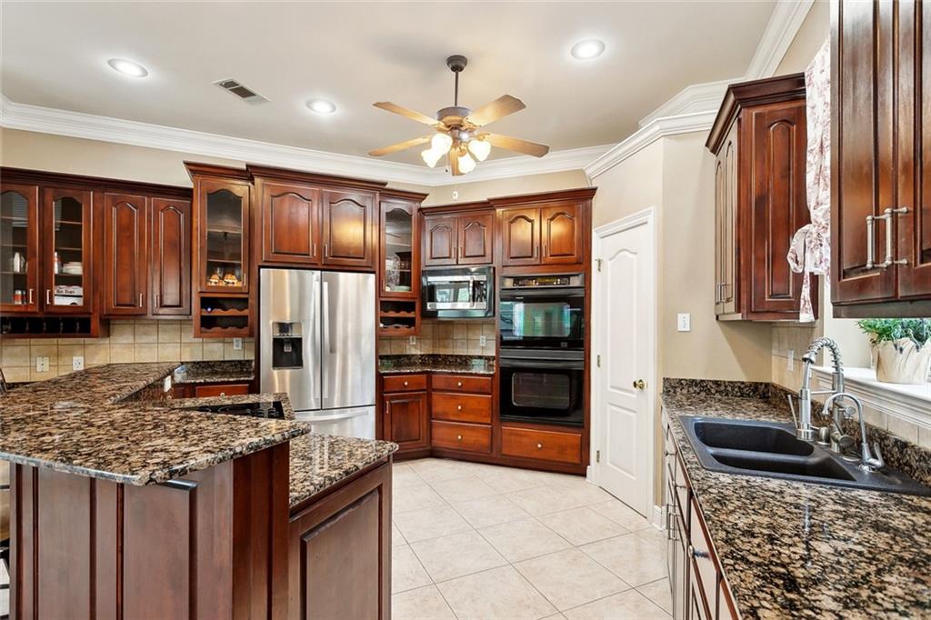 Mandeville, Louisiana, 70448, United States, 5 Bedrooms Bedrooms, ,4 BathroomsBathrooms,Residential,For Sale,1826456