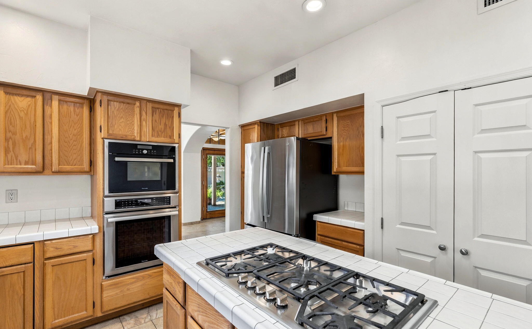  5560 E Miles Circle, Tucson, AZ 85712 - 物件實景