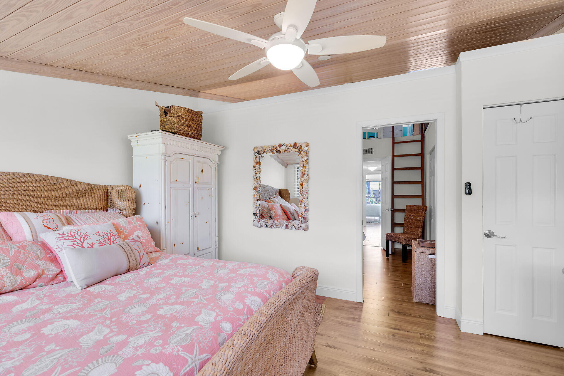 87200 Overseas Highway, S4, ISLAMORADA, Florida, 33036, United States, 3 Bedrooms Bedrooms, ,2 BathroomsBathrooms,Residential,For Sale,87200 Overseas Highway, S4,1554467