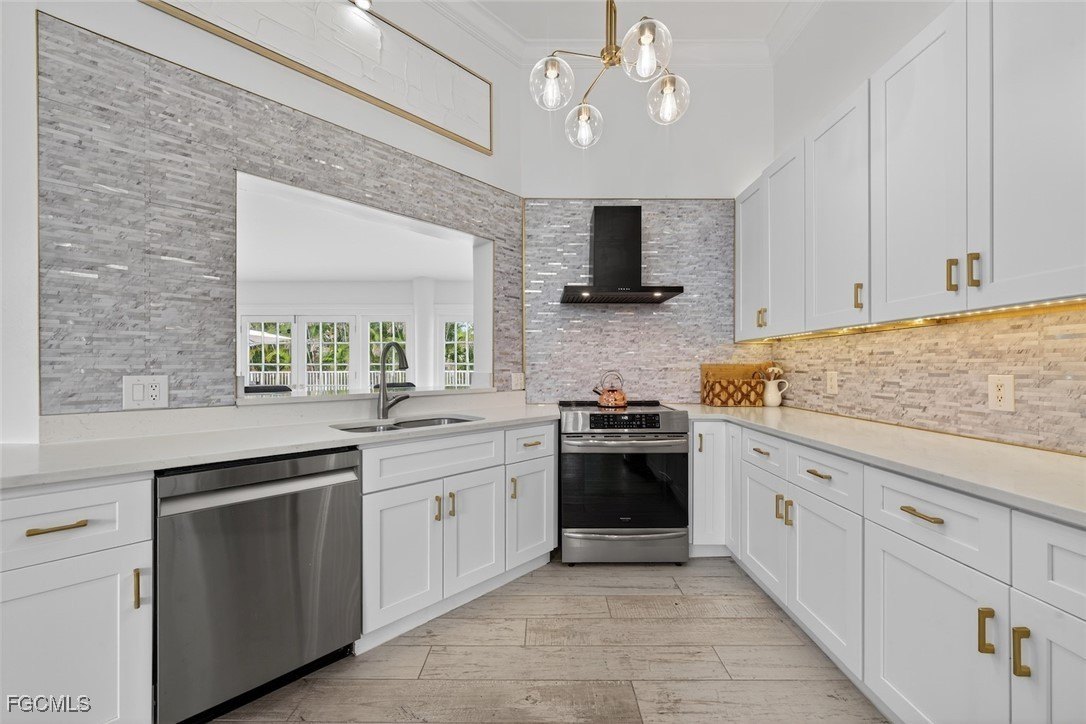 Fort Myers, Florida, 33908, United States, 3 Bedrooms Bedrooms, ,3 BathroomsBathrooms,Residential,For Sale,1973710