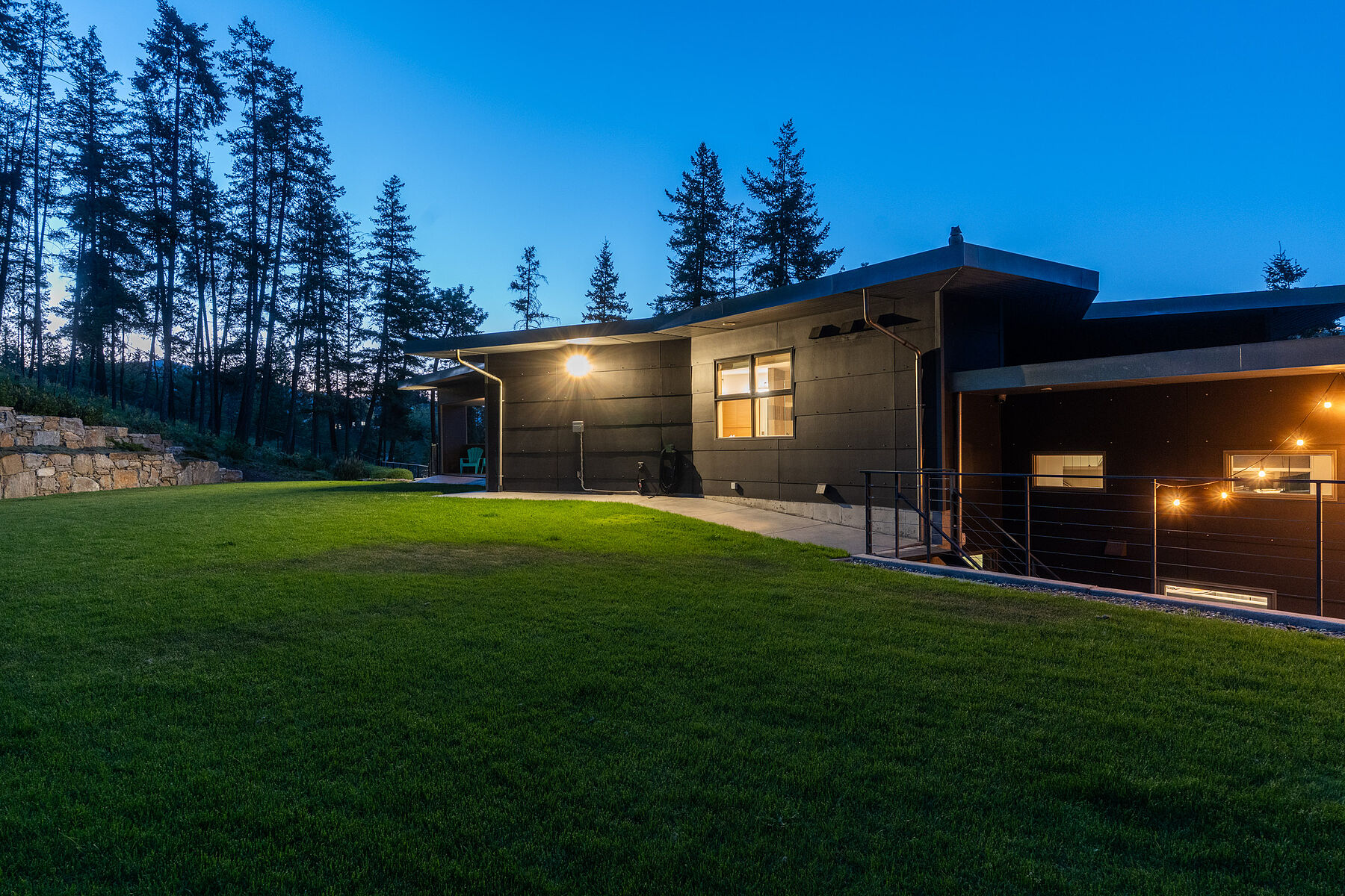  Architectural Glenmore Home - 物件實景
