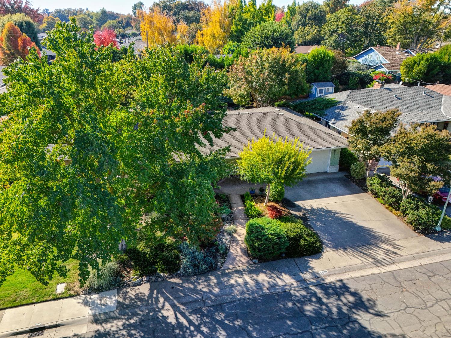 Sacramento, California, 95819, United States, 3 Bedrooms Bedrooms, ,2 BathroomsBathrooms,Residential,For Sale,1987598