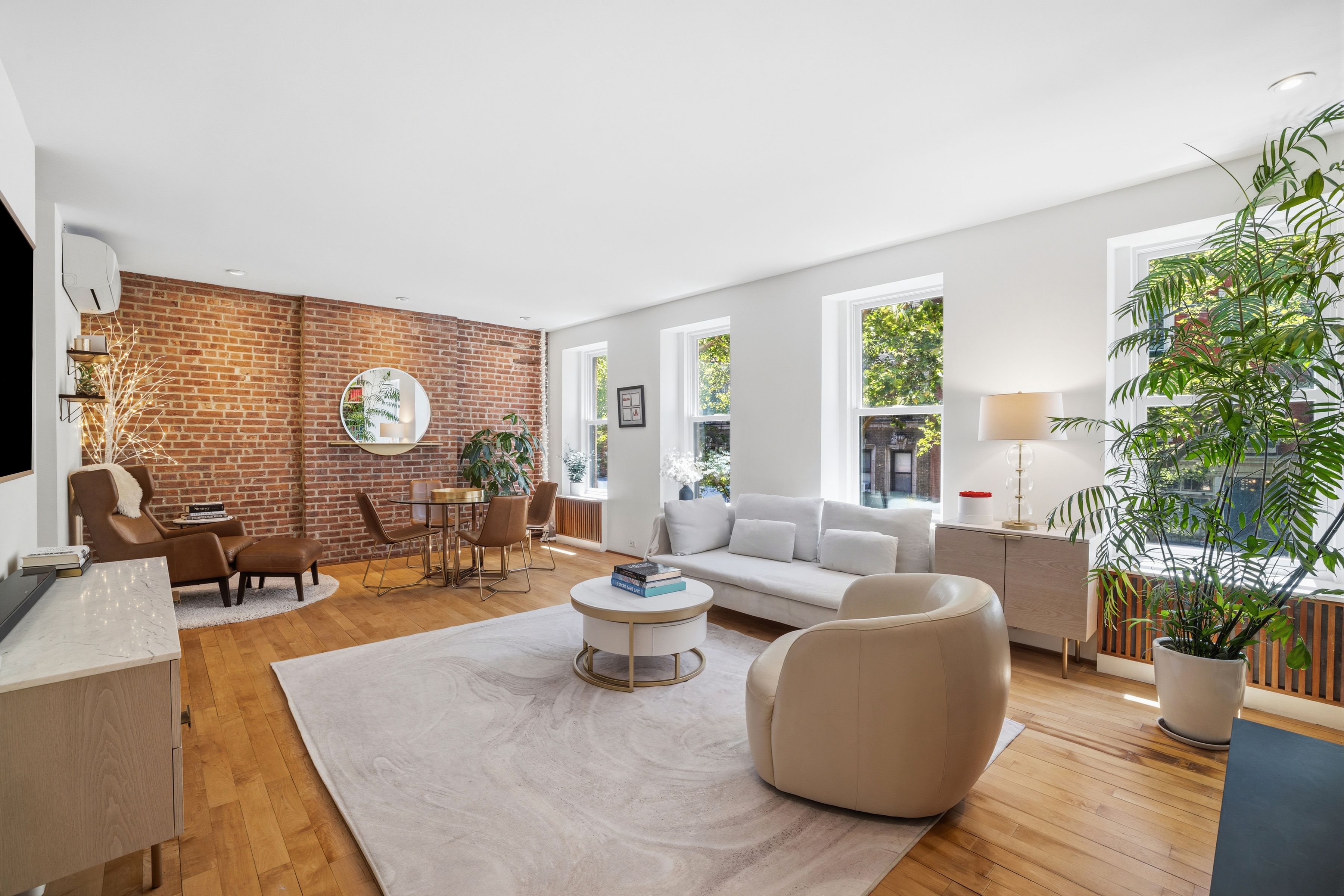  219 East 83rd Street - 物件實景
