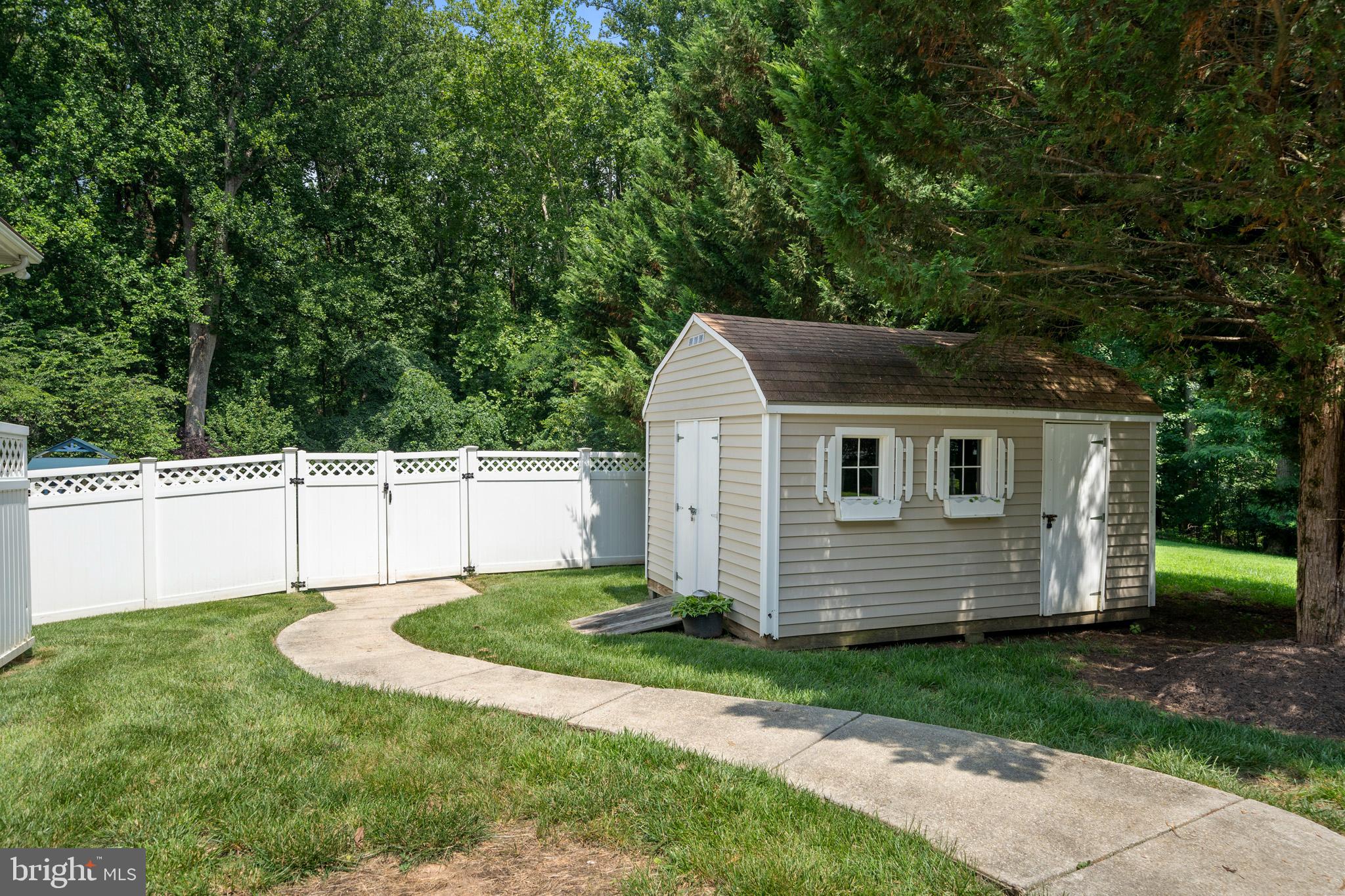 La Plata, Maryland, 20646, United States, 4 Bedrooms Bedrooms, ,4 BathroomsBathrooms,Residential,For Sale,1976201