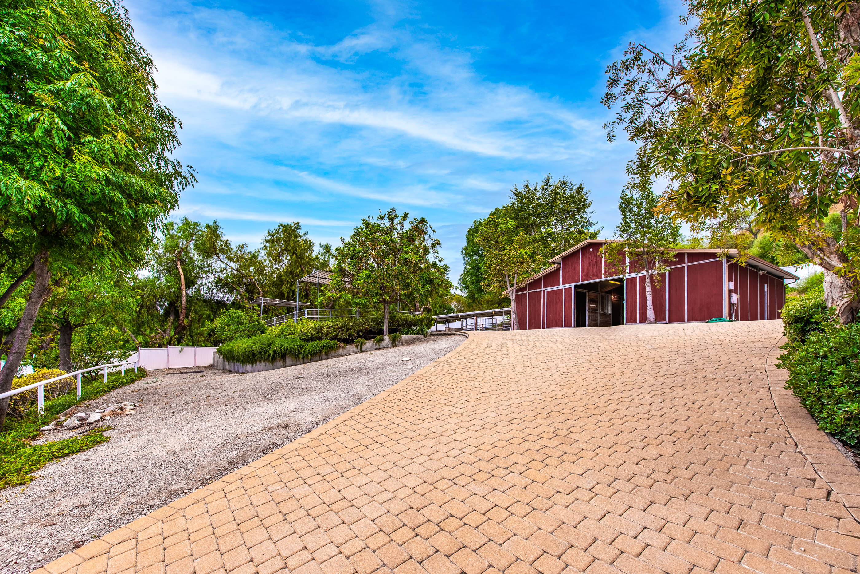  Ranch-Style Retreat in Rural Old Aguora - 物件實景