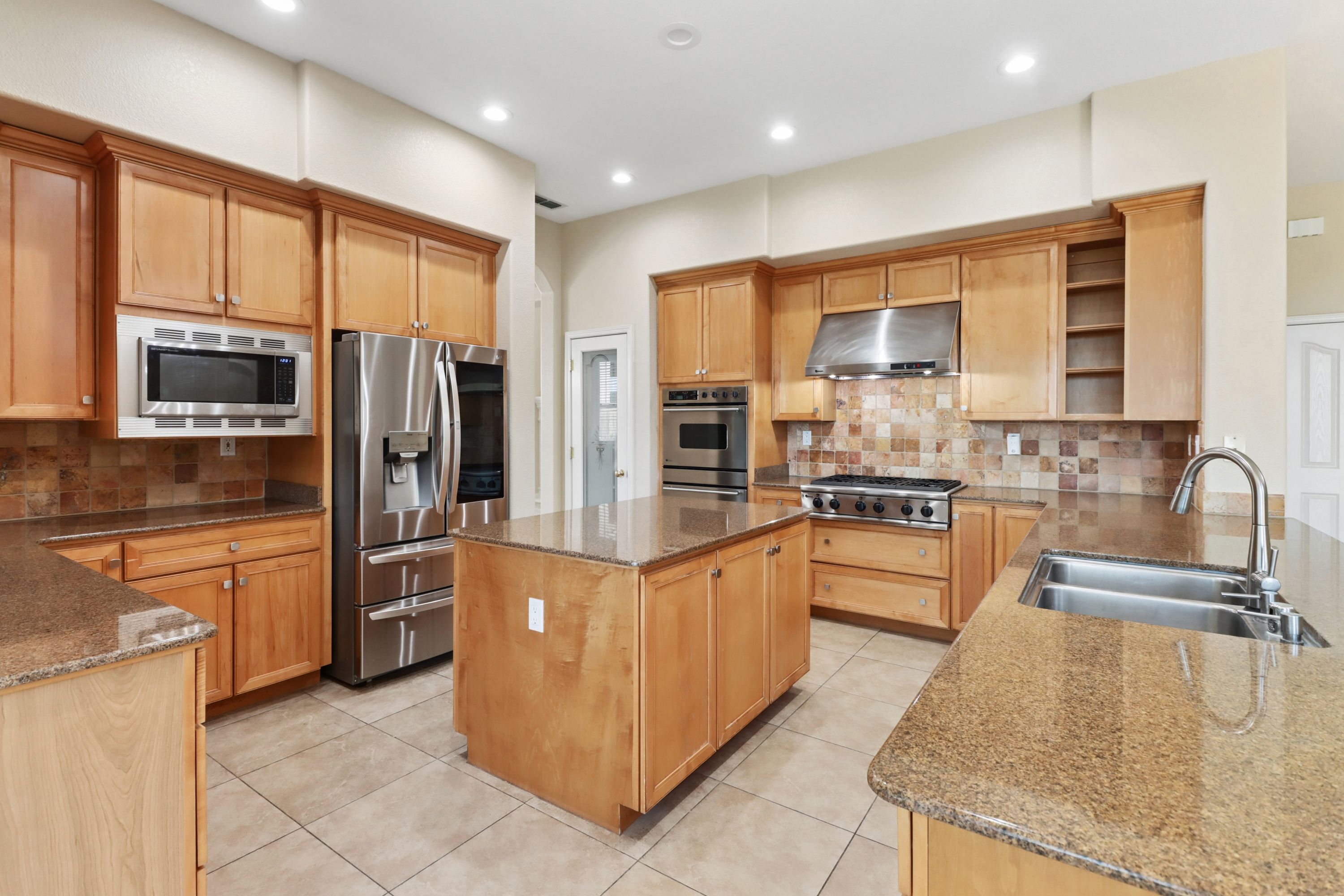  1294 Souza Drive, El Dorado Hills, CA 95762 - 物件實景