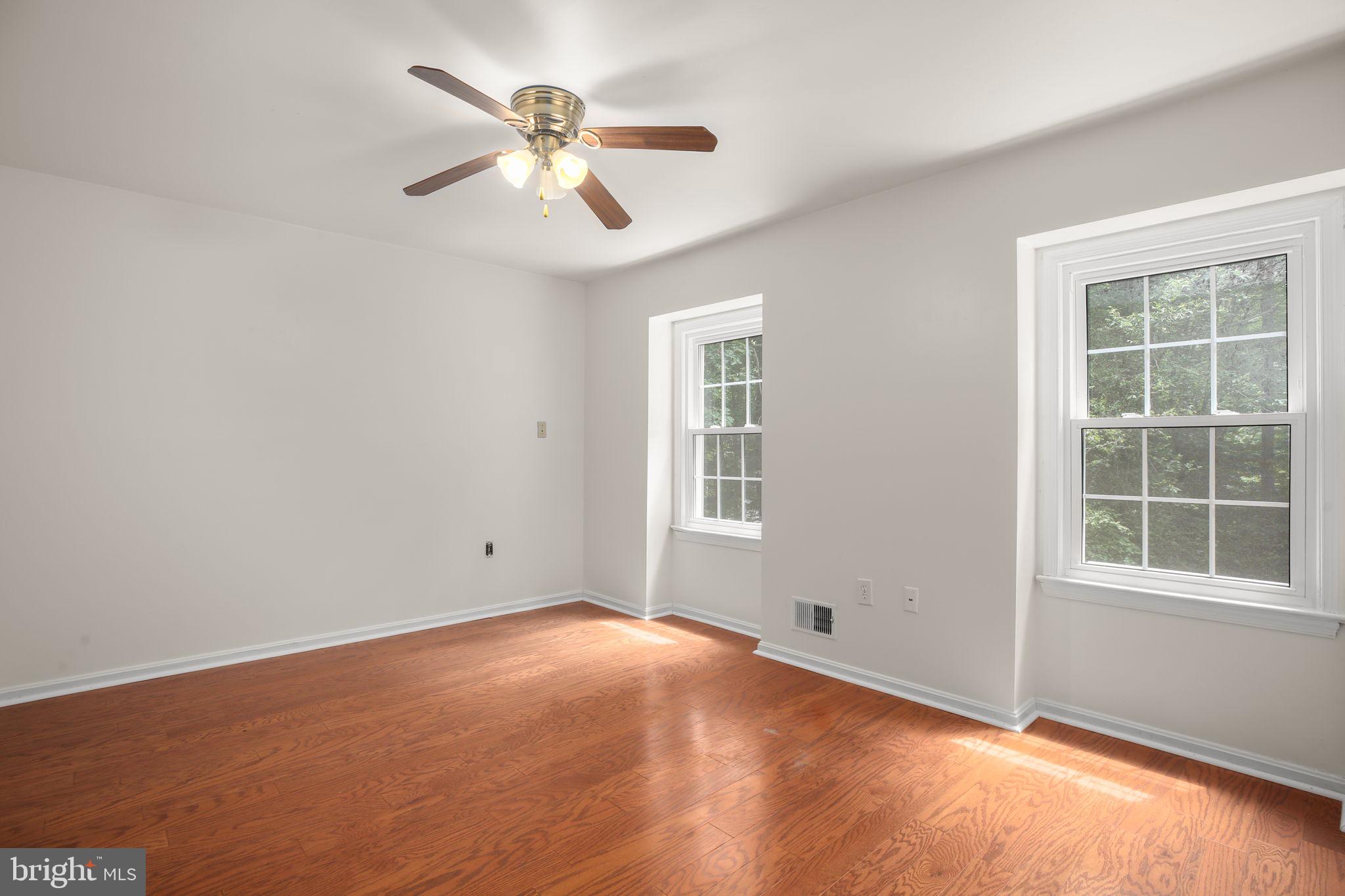 Fairfax Station, Virginia, 22039, United States, 4 Bedrooms Bedrooms, ,3 BathroomsBathrooms,Residential,For Sale,2049120