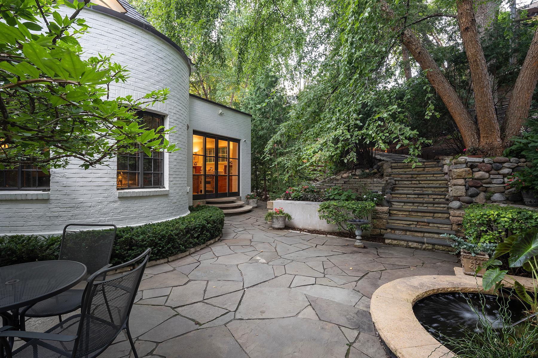 Minneapolis, Minnesota, 55416, United States, 4 Bedrooms Bedrooms, ,4 BathroomsBathrooms,Residential,For Sale,1901324