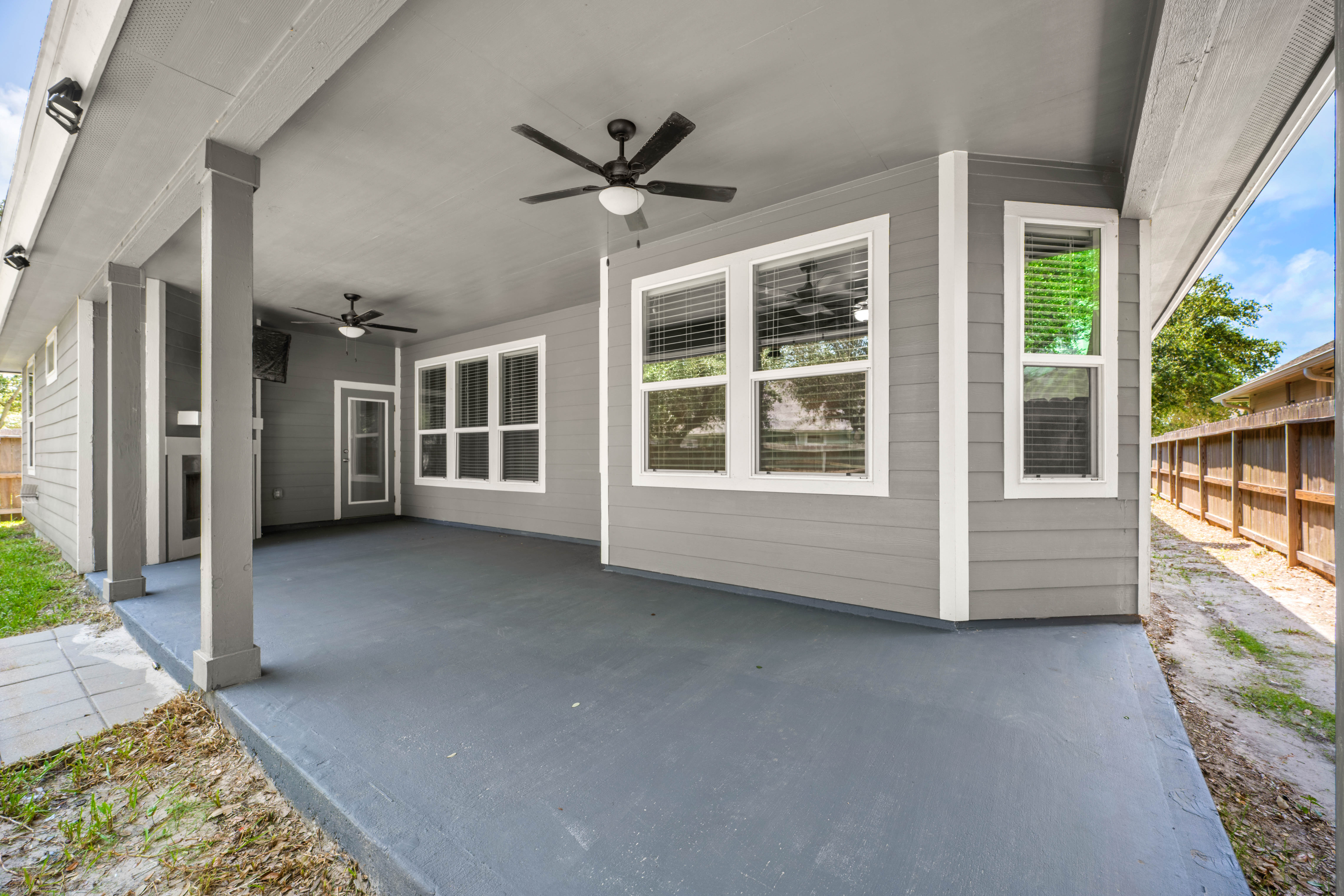  Gorgeous 4BR Home in Wandering Oaks - 物件實景