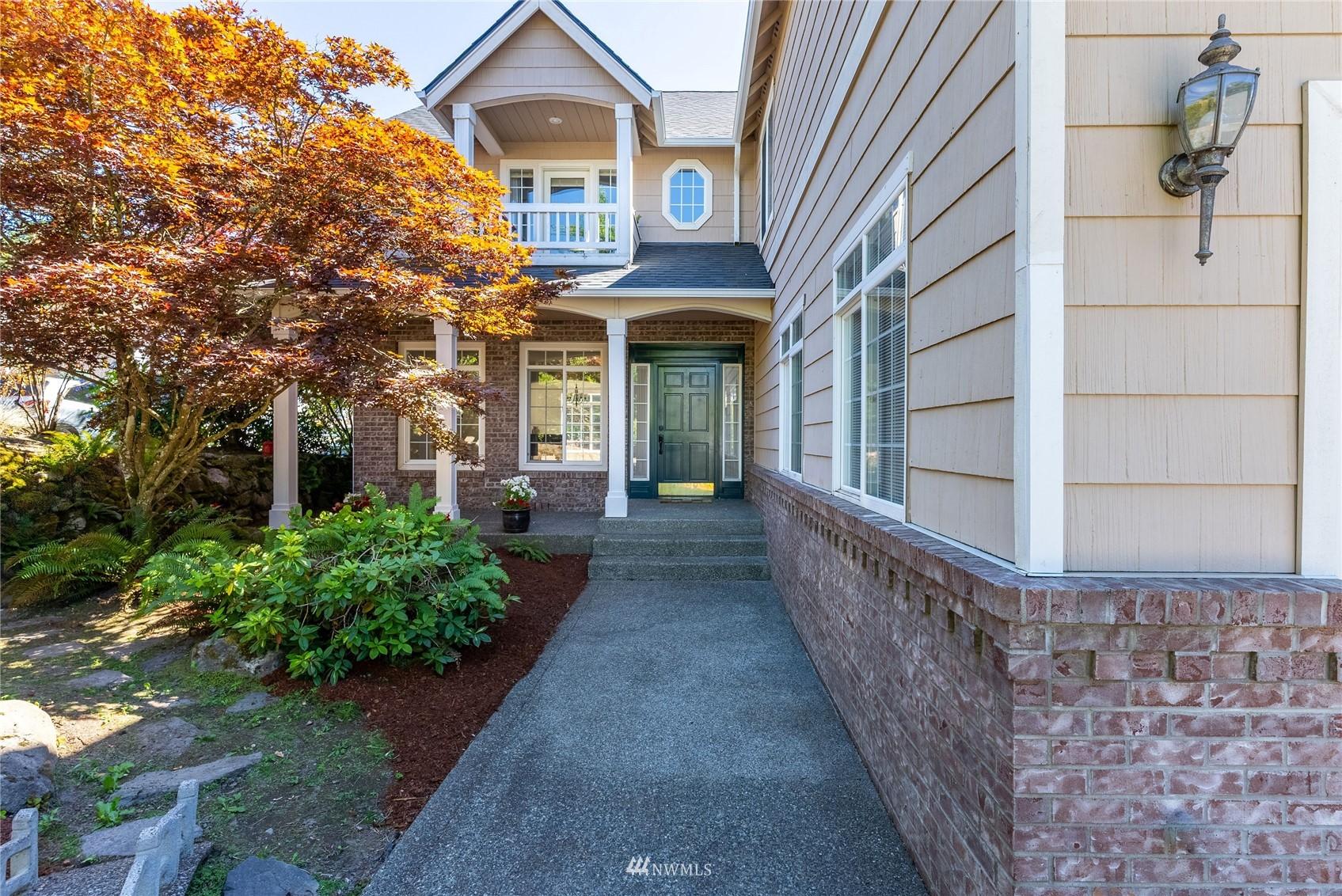 9909 220TH PLACE, KENT, Washington, 98031, United States, 4 Bedrooms Bedrooms, ,3 BathroomsBathrooms,Residential,For Sale,9909 220TH PLACE,1612866