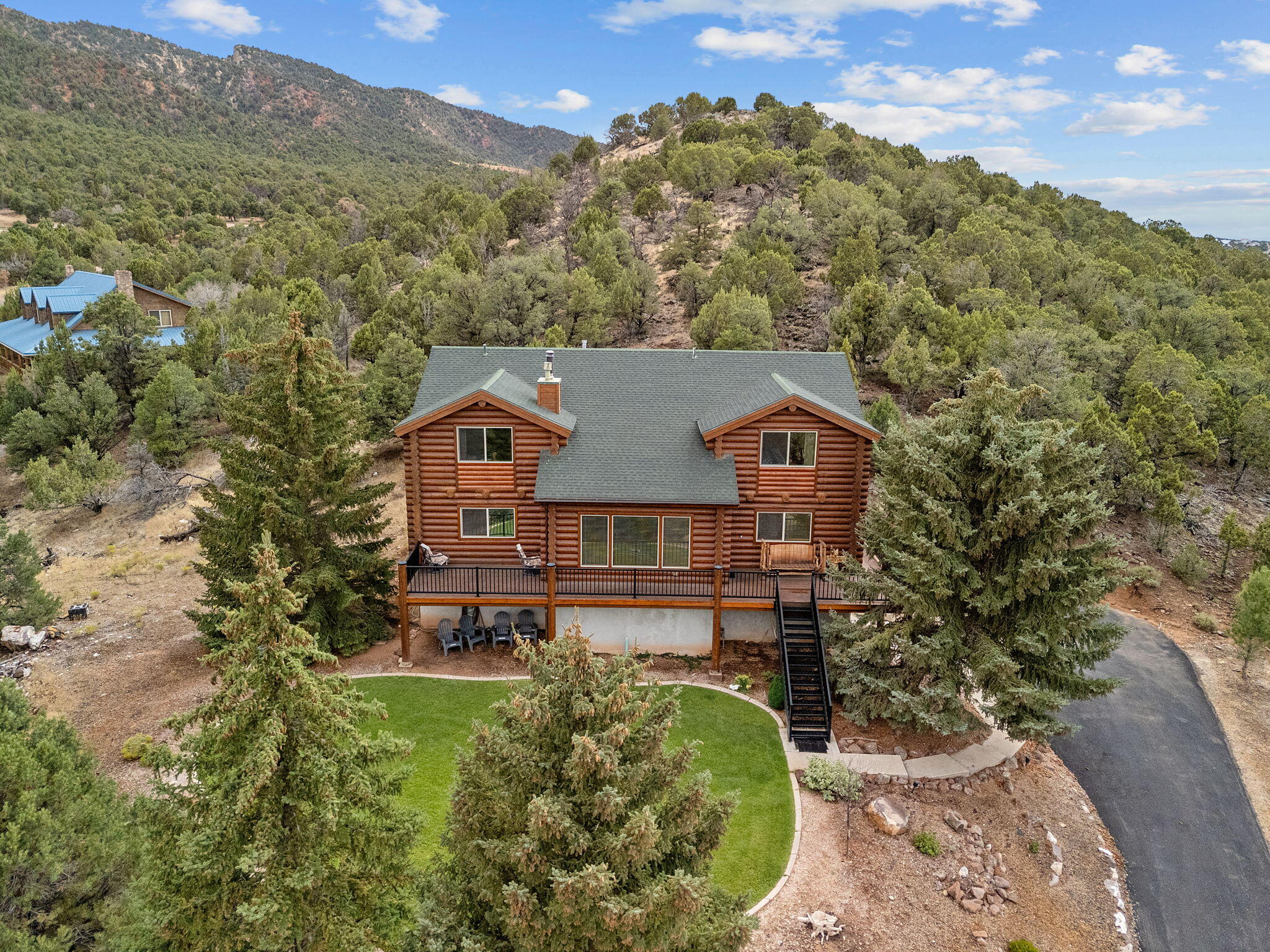 Parowan, Utah, 84761, United States, 5 Bedrooms Bedrooms, ,5 BathroomsBathrooms,Residential,For Sale,1976313