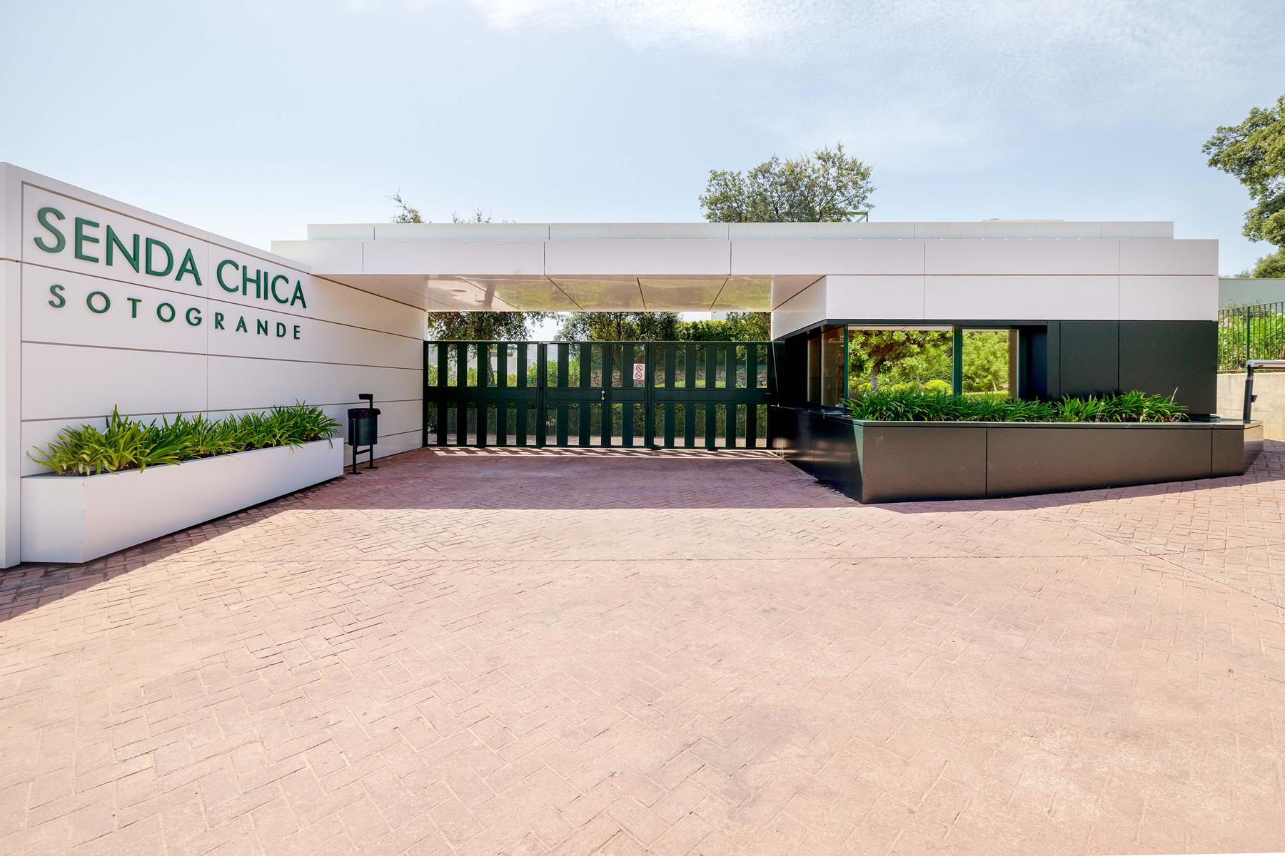  Contemporary Garden Residence in La Reserva de Sotogrande - 物件實景