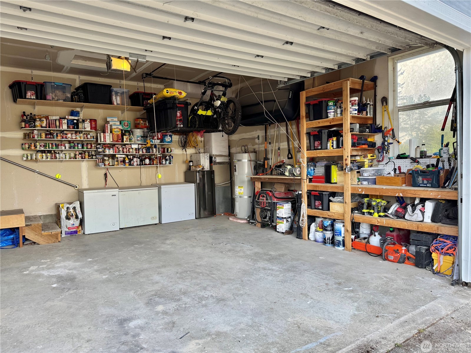 Long Beach, Washington, 98631, United States, 3 Bedrooms Bedrooms, ,2 BathroomsBathrooms,Residential,For Sale,1895276