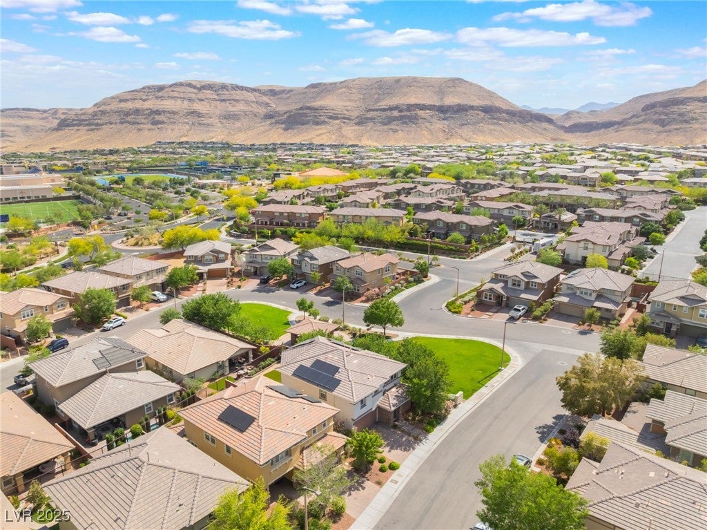 Las Vegas, Nevada, 89135, United States, 3 Bedrooms Bedrooms, ,3 BathroomsBathrooms,Residential,For Sale,1977771