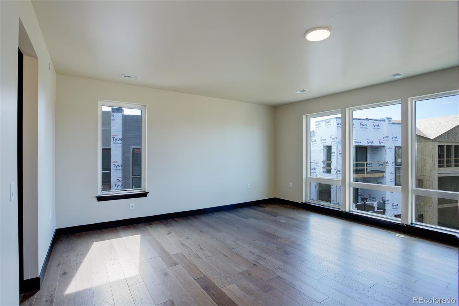 Broomfield, Colorado, 80023, United States, 3 Bedrooms Bedrooms, ,4 BathroomsBathrooms,Residential,For Sale,1901985