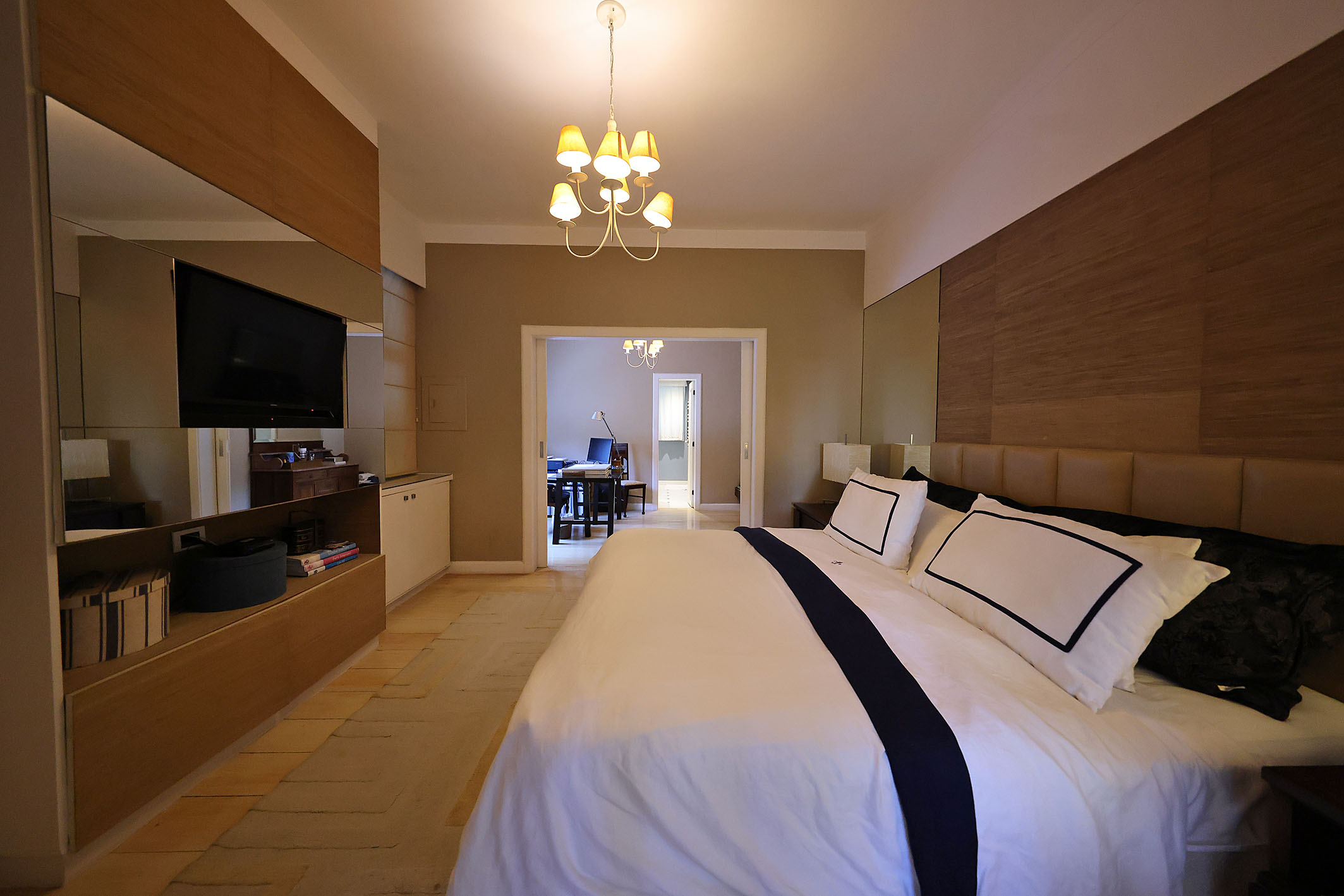  Neoclassical residence with pool and gourmet area in São Conrado - 物件實景