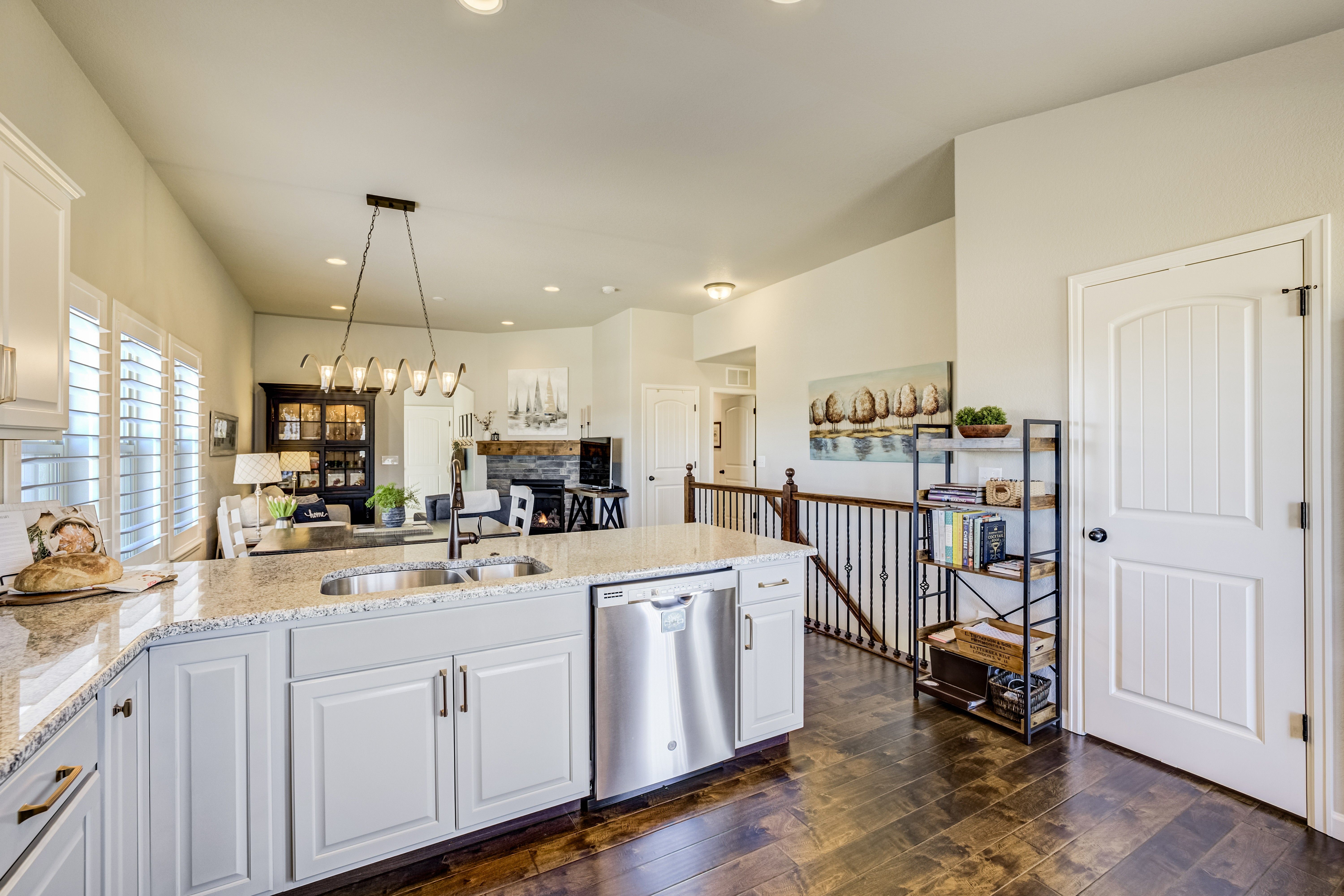  Paired Patio Home in Charming Enclave of Reserve at North Creek - 物件實景