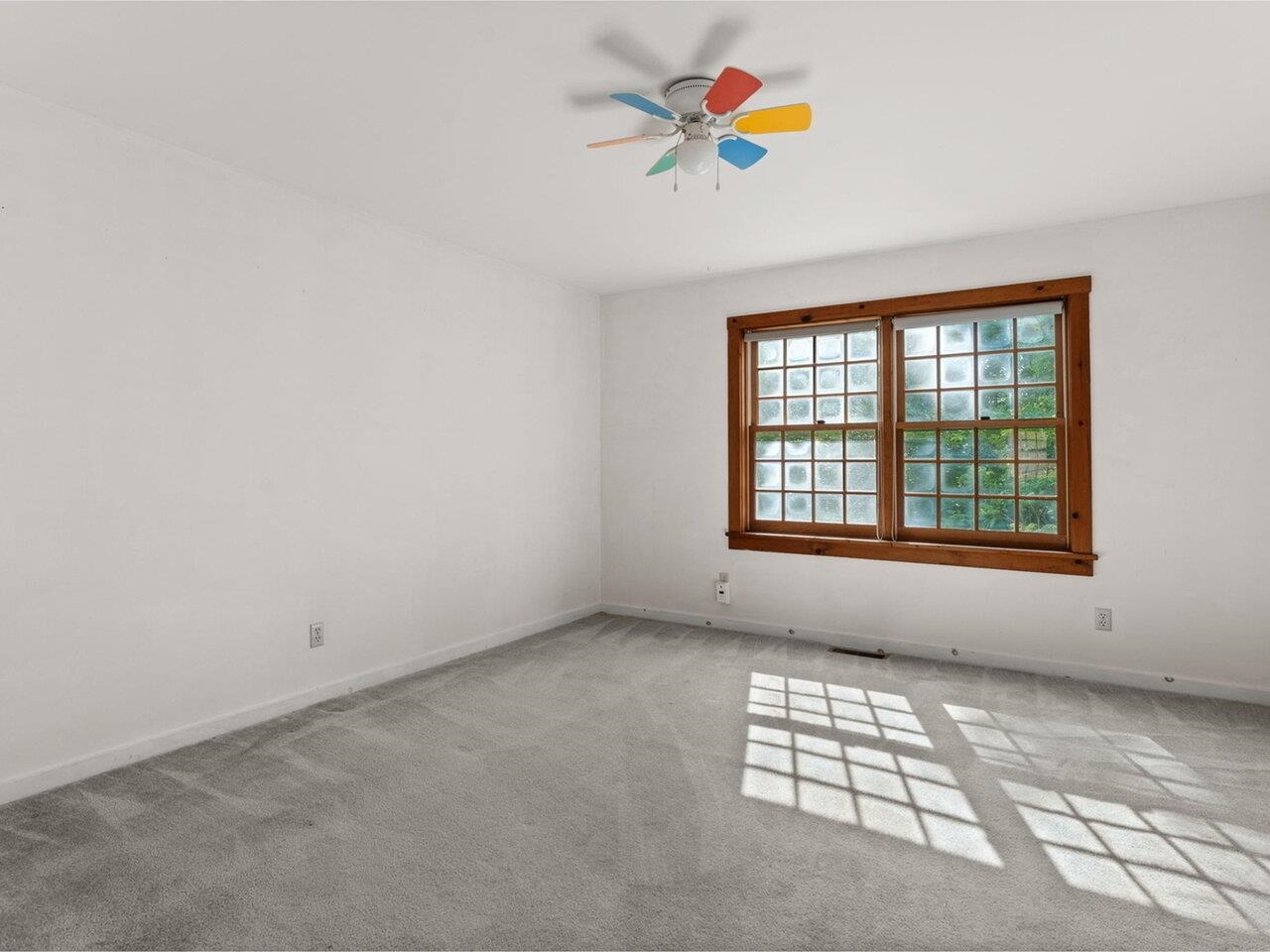 Randolph, Vermont, 05060-9095, United States, 4 Bedrooms Bedrooms, ,2 BathroomsBathrooms,Residential,For Sale,1925913