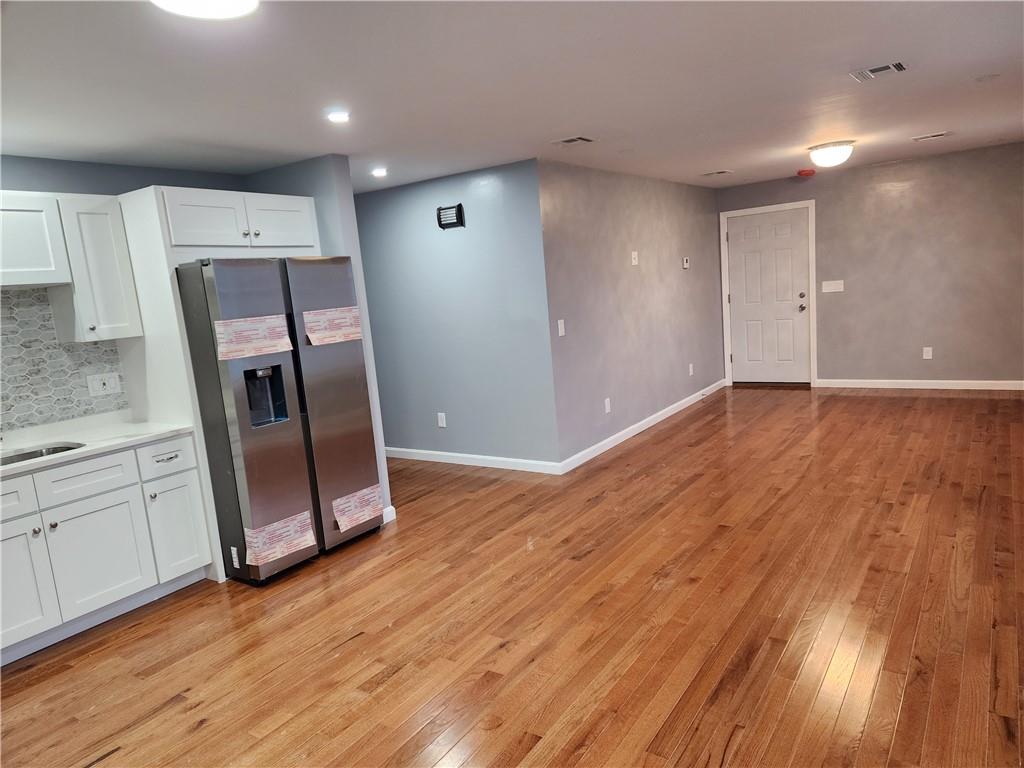 Providence, Rhode Island, 02907, United States, 5 Bedrooms Bedrooms, ,2 BathroomsBathrooms,Residential,For Sale,1872078
