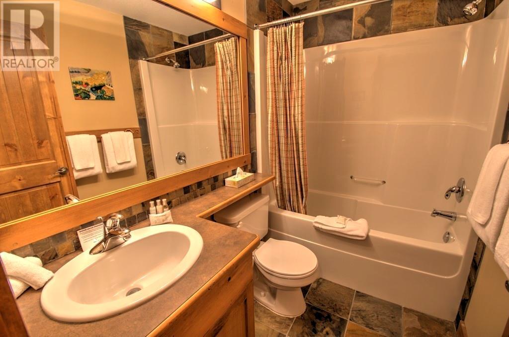 BIG WHITE, British Columbia, V0H 1A0, CA, 2 Bedrooms Bedrooms, ,1 BathroomBathrooms,Residential,For Sale,1949085