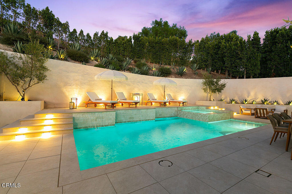 Thousand Oaks, California, 91362, United States, 4 Bedrooms Bedrooms, ,4 BathroomsBathrooms,Residential,For Sale,1997017