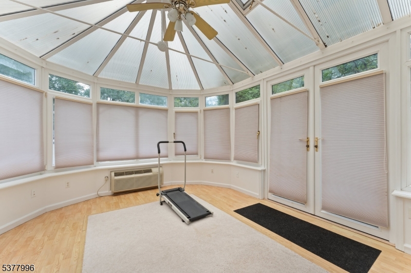 Garwood Boro, New Jersey, 07027, United States, 4 Bedrooms Bedrooms, ,2 BathroomsBathrooms,Residential,For Sale,1918141