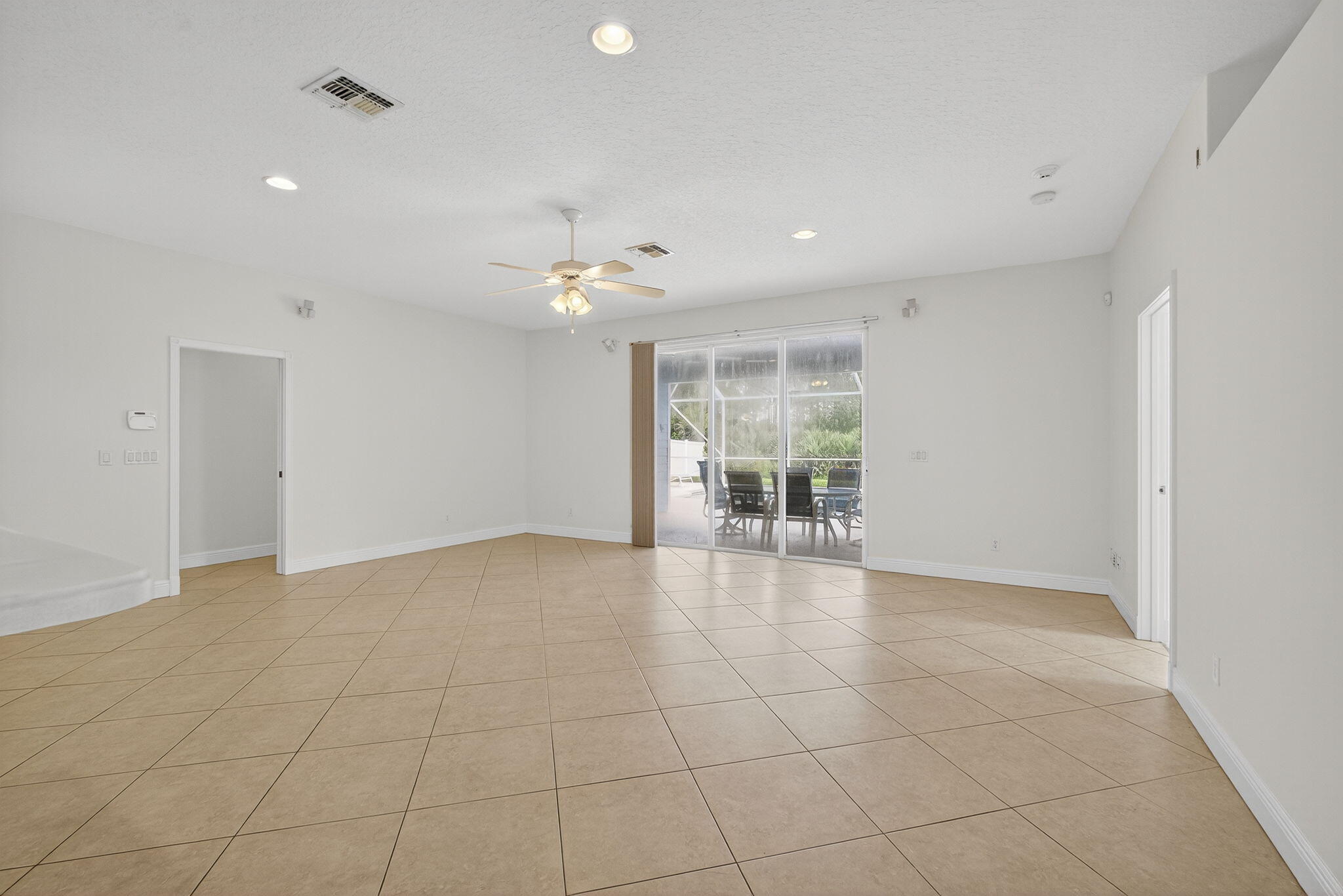 Port Saint Lucie, Florida, 34983, United States, 4 Bedrooms Bedrooms, ,2 BathroomsBathrooms,Residential,For Sale,1959022