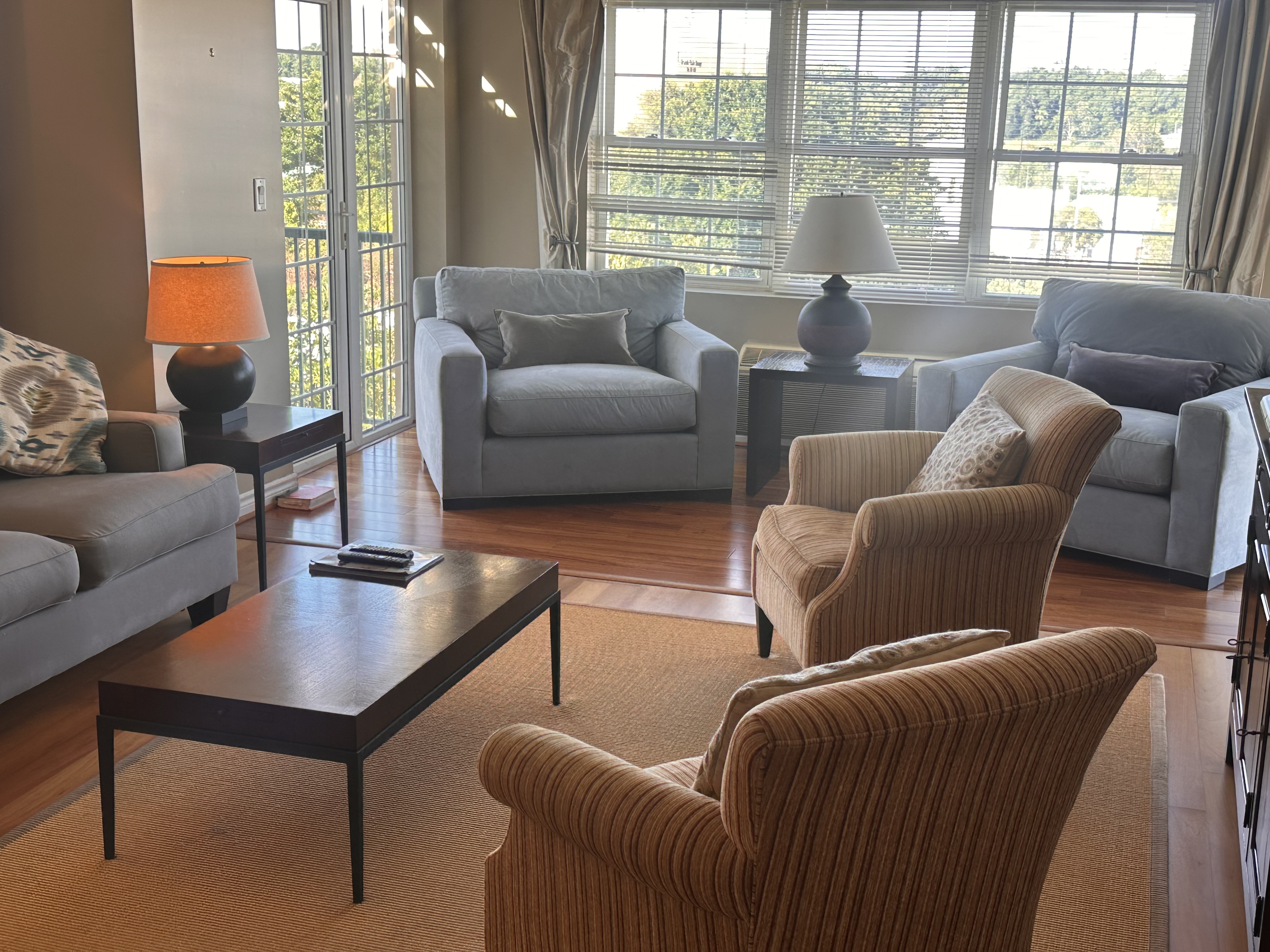 City of Hamilton, BM, 1 Bedroom Bedrooms, ,3 BathroomsBathrooms,Residential,For Sale,1696649