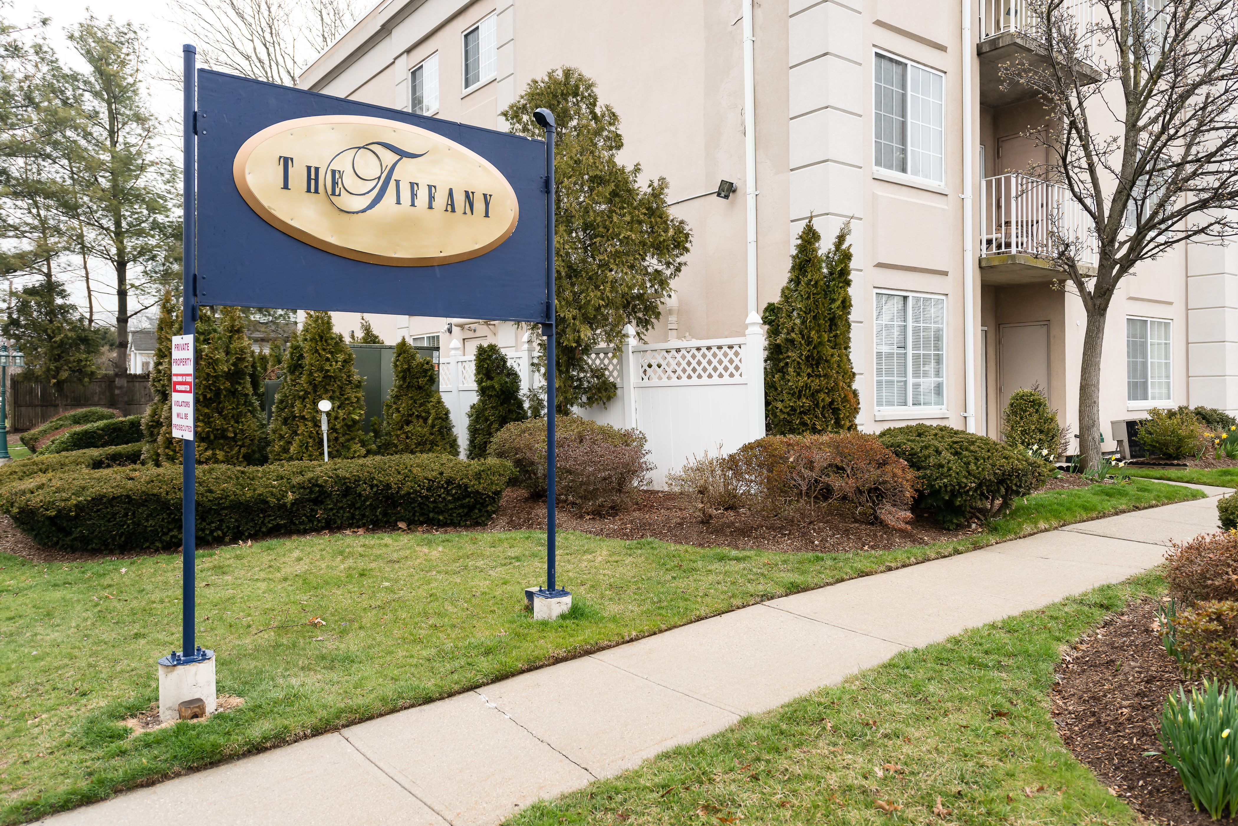  54 School Street, Westbury, NY, 11590 - 物件實景