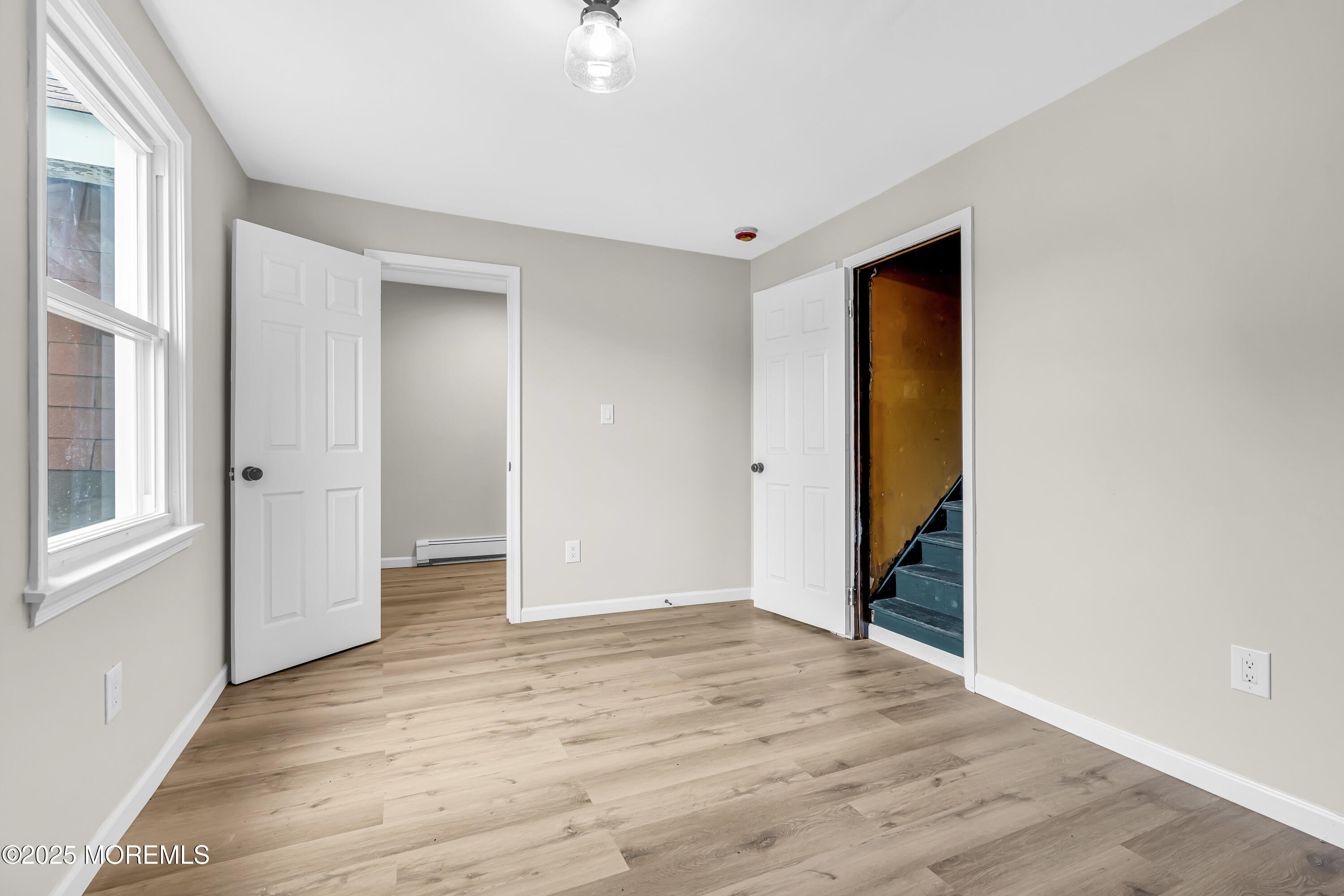 Keansburg, New Jersey, 07734, United States, ,Residential,For Sale,1976906