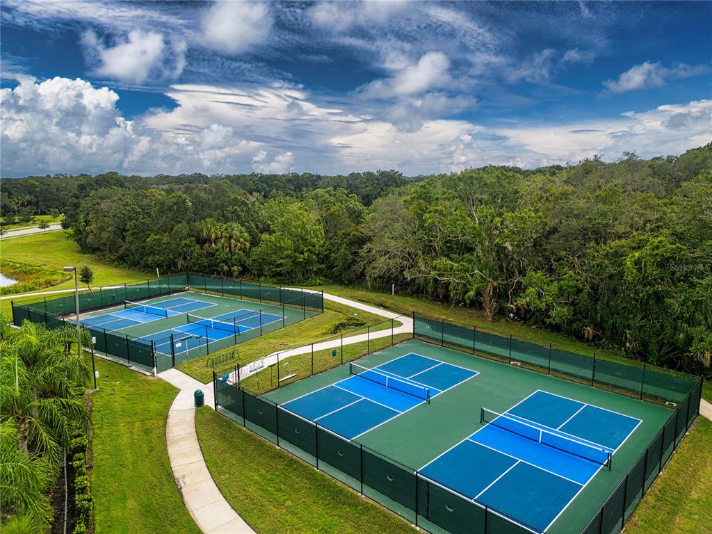 Bradenton, Florida, 34212, United States, 4 Bedrooms Bedrooms, ,3 BathroomsBathrooms,Residential,For Sale,1805204