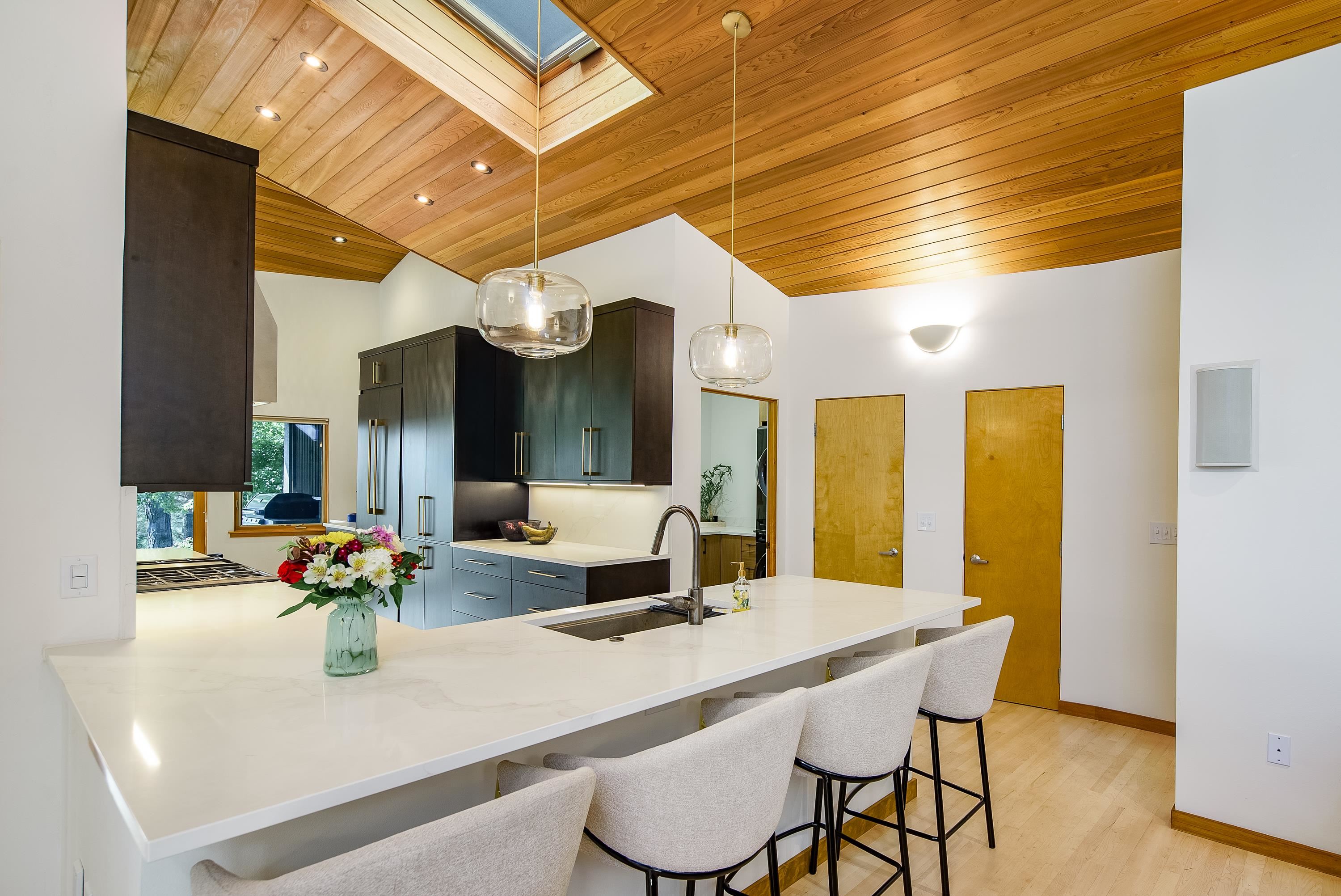 Spokane, Washington, 99223, United States, 4 Bedrooms Bedrooms, ,4 BathroomsBathrooms,Residential,For Sale,2002514