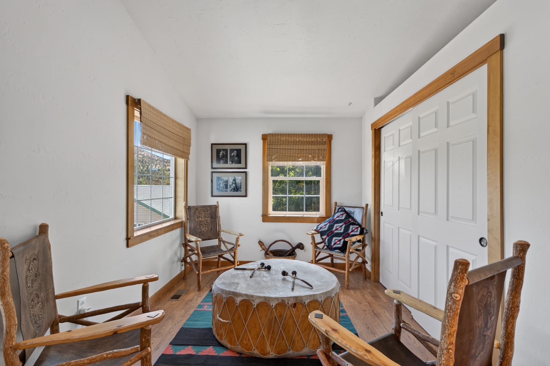  15555 SW Hahlen Avenue Powell Butte, OR 97753 - 物件實景