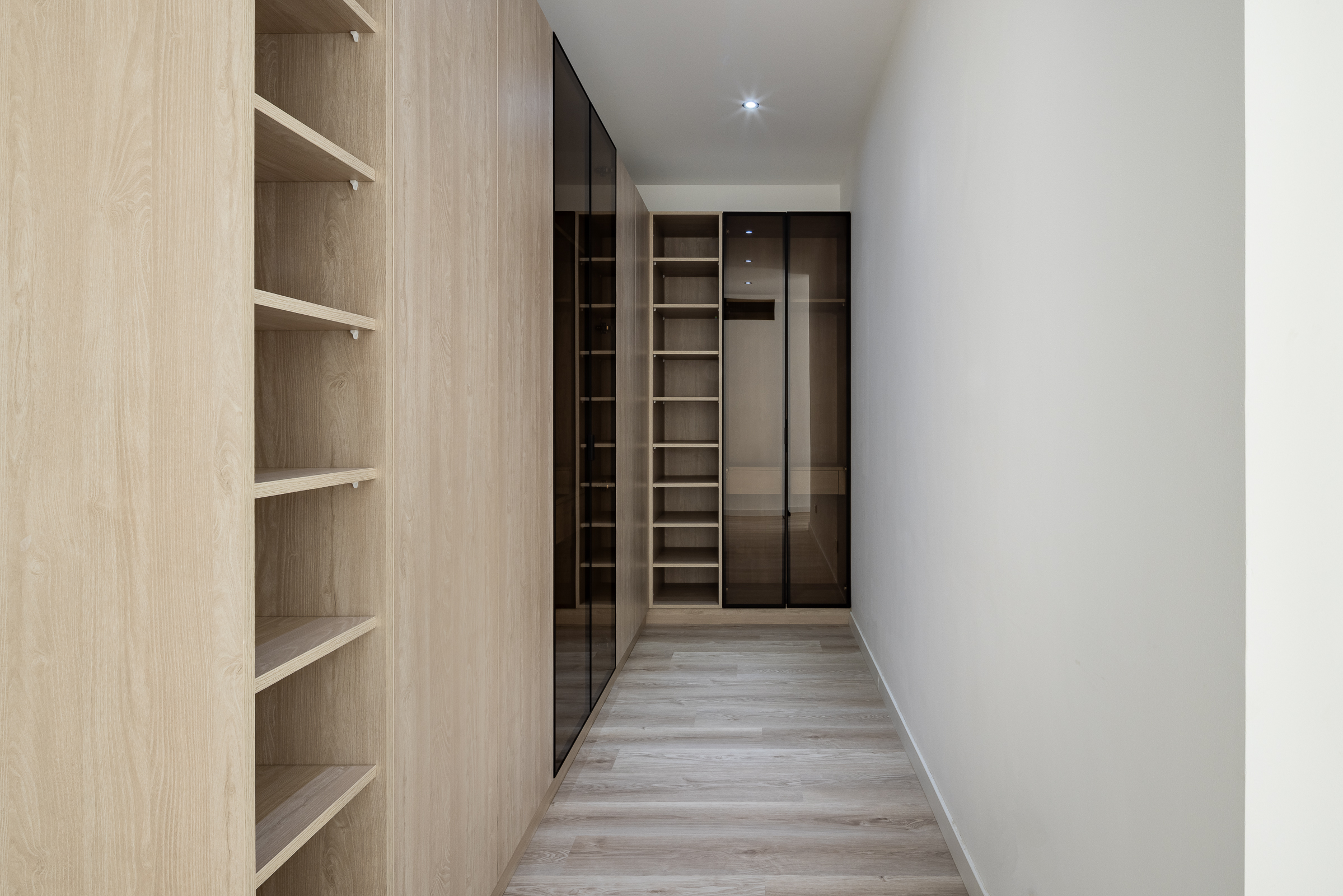  Private Upgraded Meadows Home Within Cul-De-Sac - 物件實景