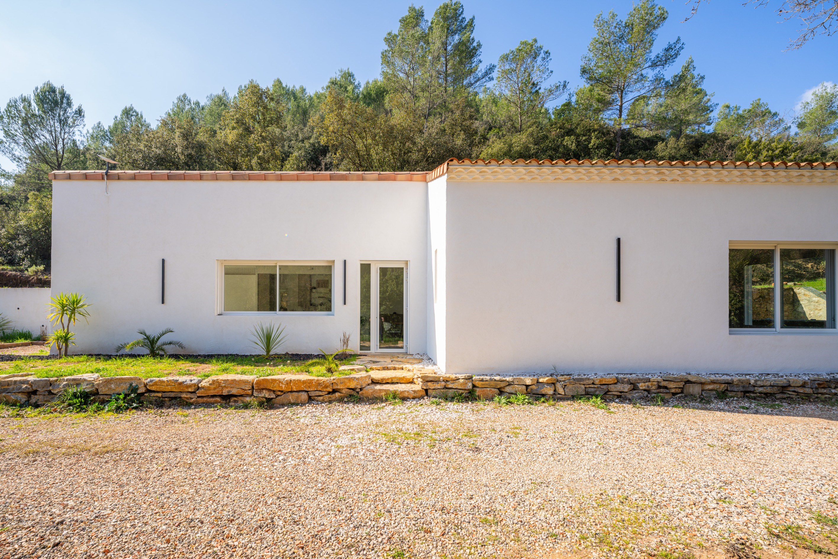  Gonfaron, Var – Renovated House on 8.5 Hectares of Land - 物件實景