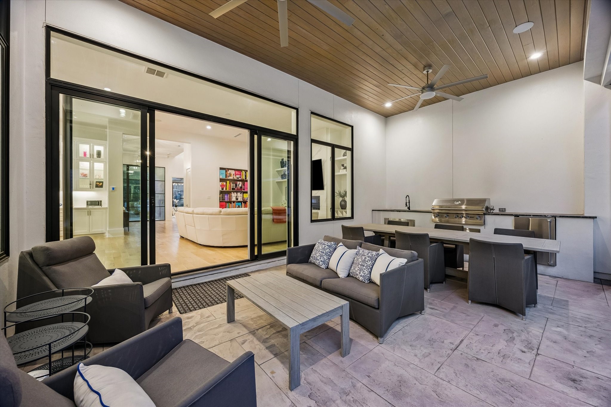  2215 Driscoll Street - 物件實景