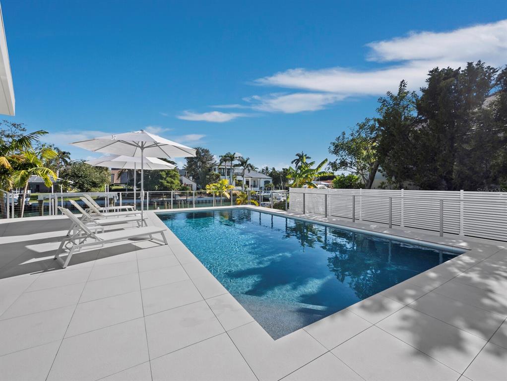 Sarasota, Florida, 34236, United States, 3 Bedrooms Bedrooms, ,5 BathroomsBathrooms,Residential,For Sale,2003430